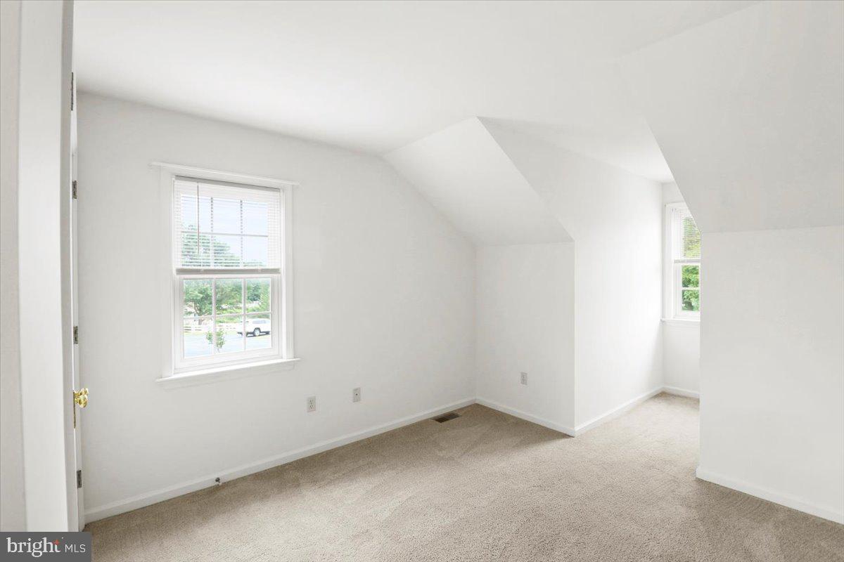 SUMMERFIELD AT ELVERSON - Residential Lease