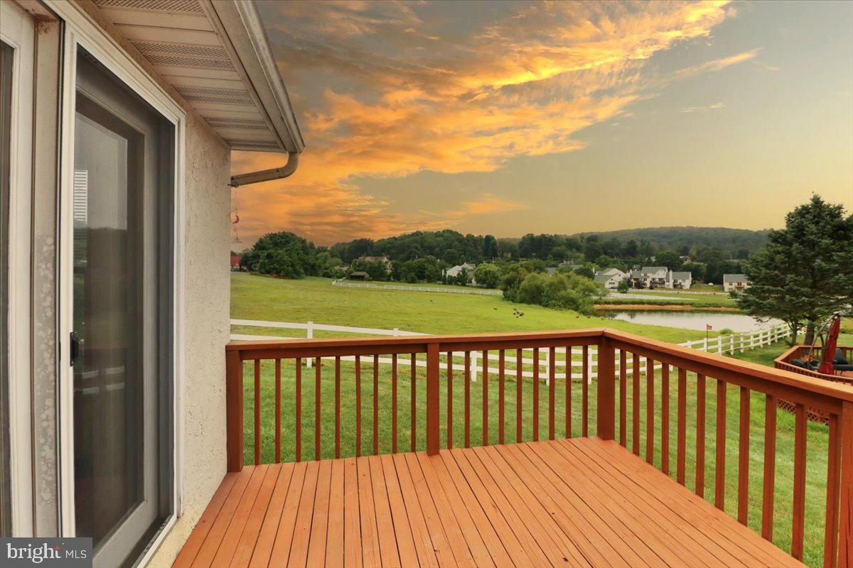 SUMMERFIELD AT ELVERSON - Residential Lease