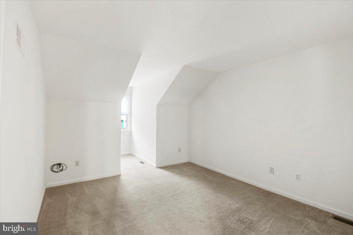 SUMMERFIELD AT ELVERSON - Residential Lease