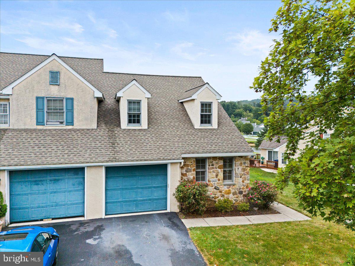 SUMMERFIELD AT ELVERSON - Residential Lease