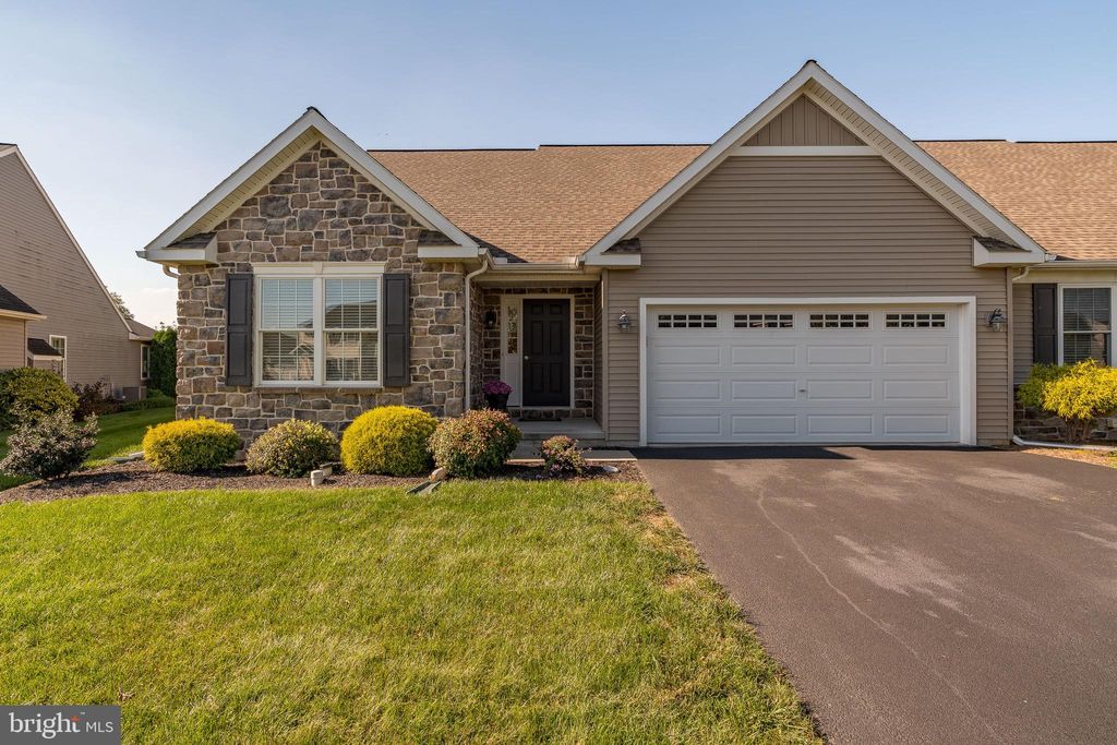 Photo of 5173 Oak Leaf DRIVE, Mount Joy, PA 17552 (MLS # PALA2041782)