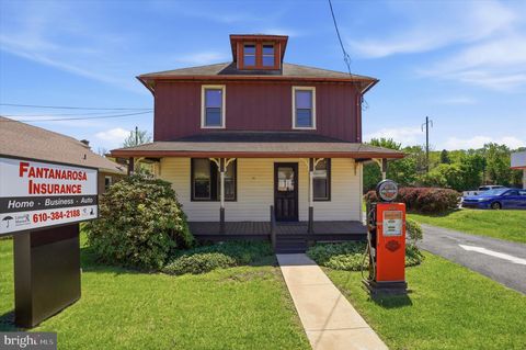 Photo of 3532 Lincoln Highway, THORNDALE, PA 19372 (MLS # PACT2123142)