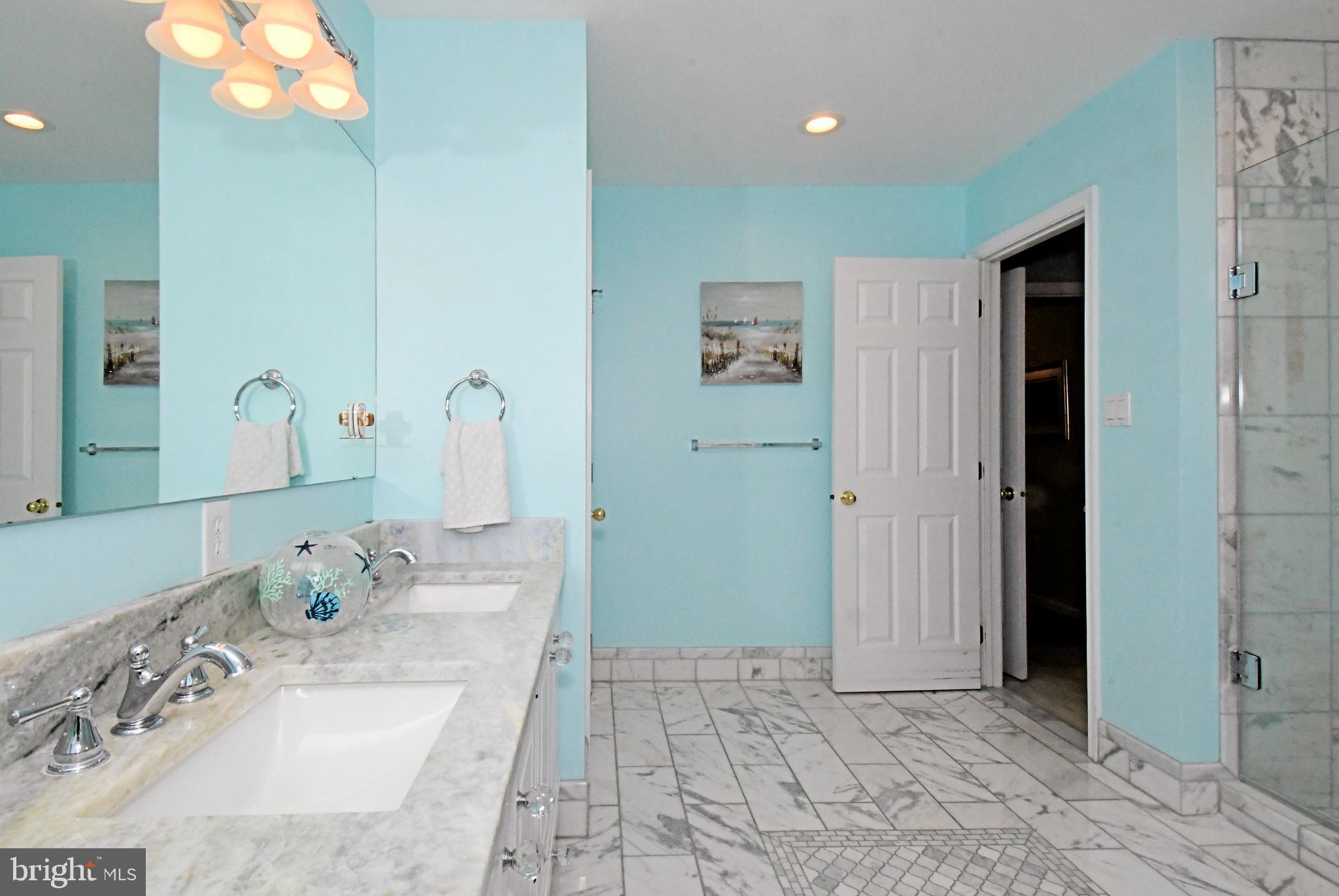 BELMONT TERR - Residential