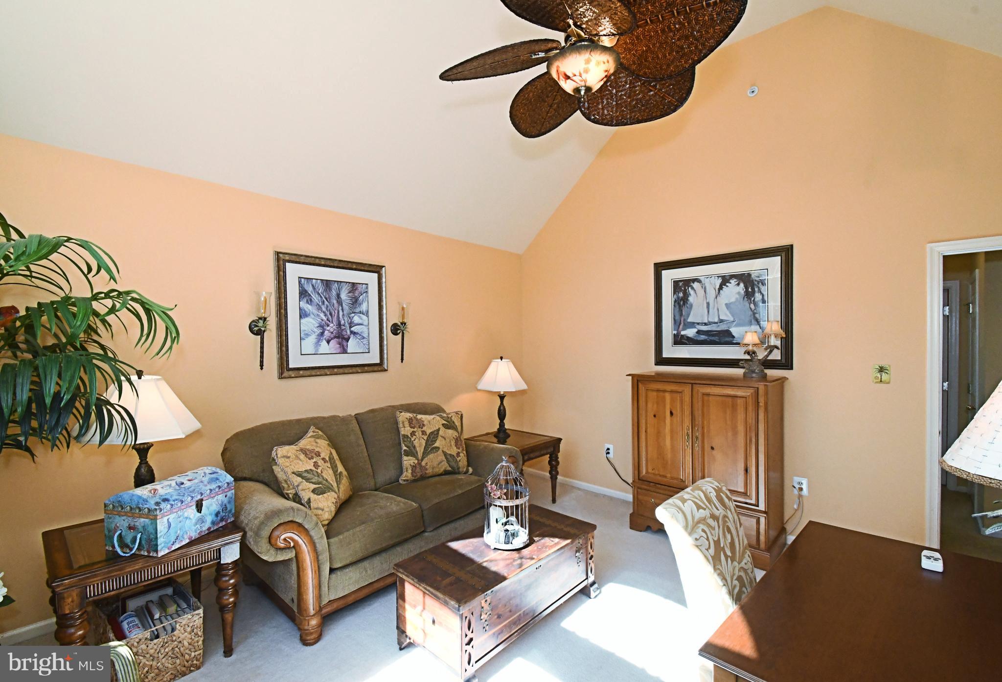 BELMONT TERR - Residential