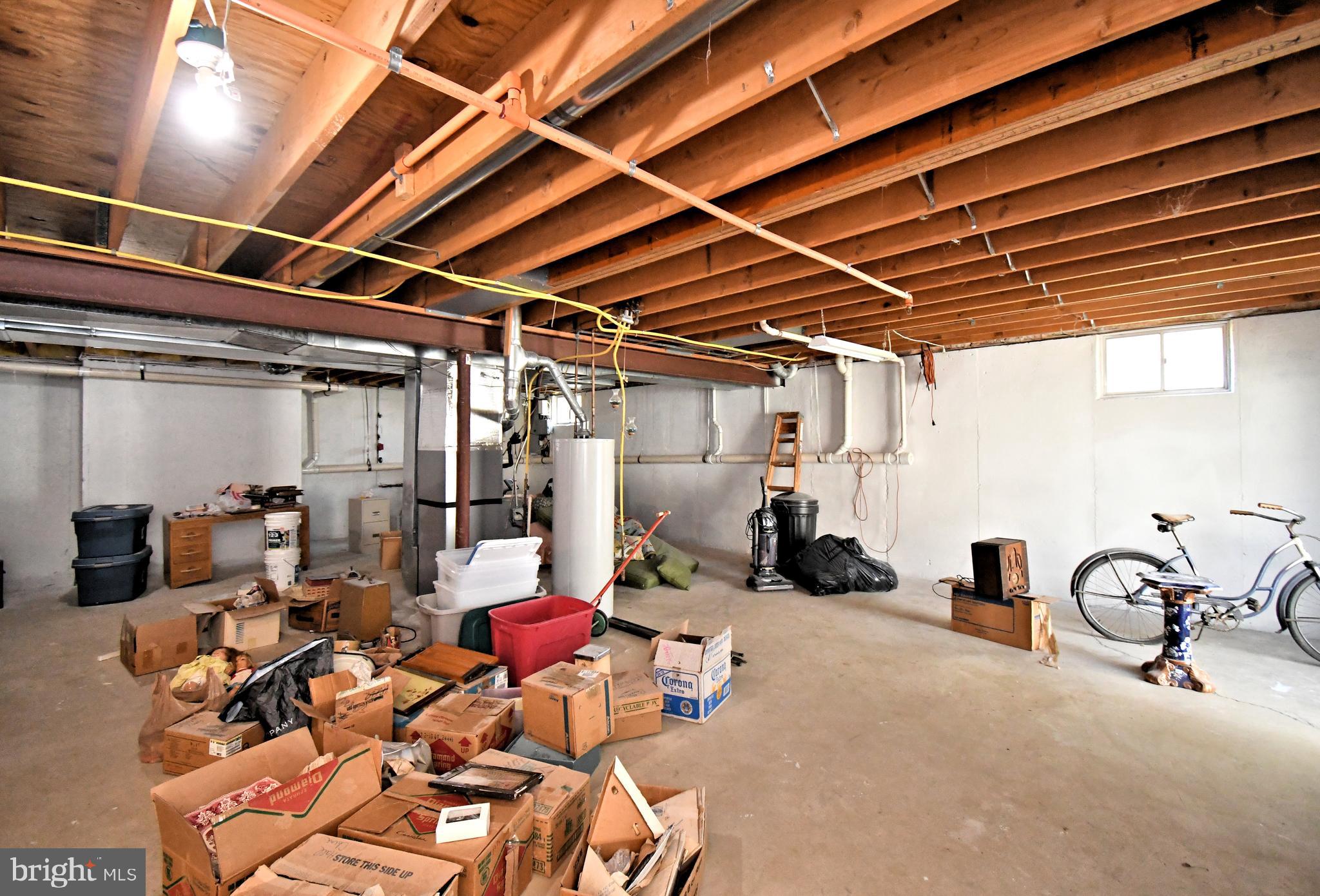 BELMONT TERR - Residential