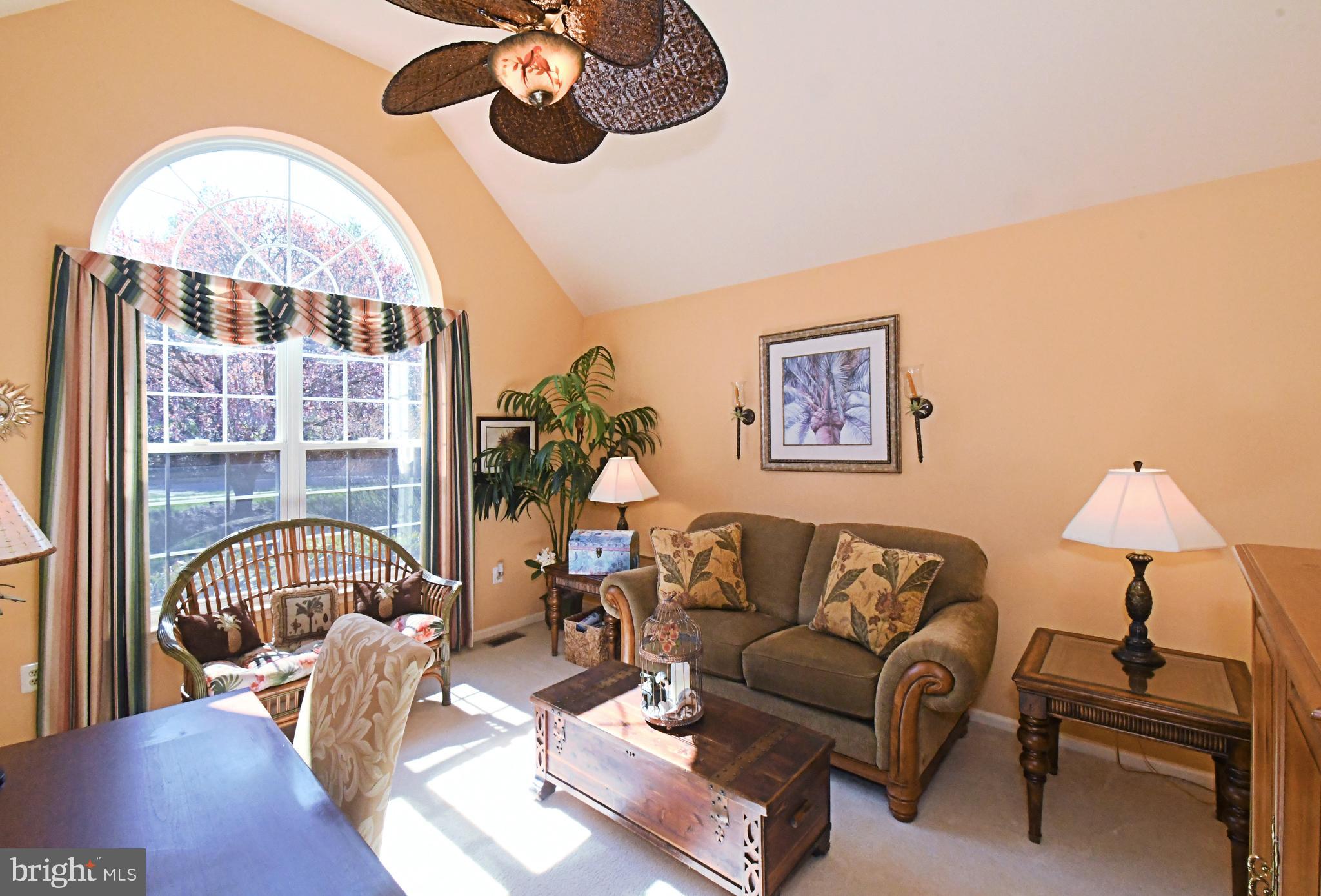 BELMONT TERR - Residential