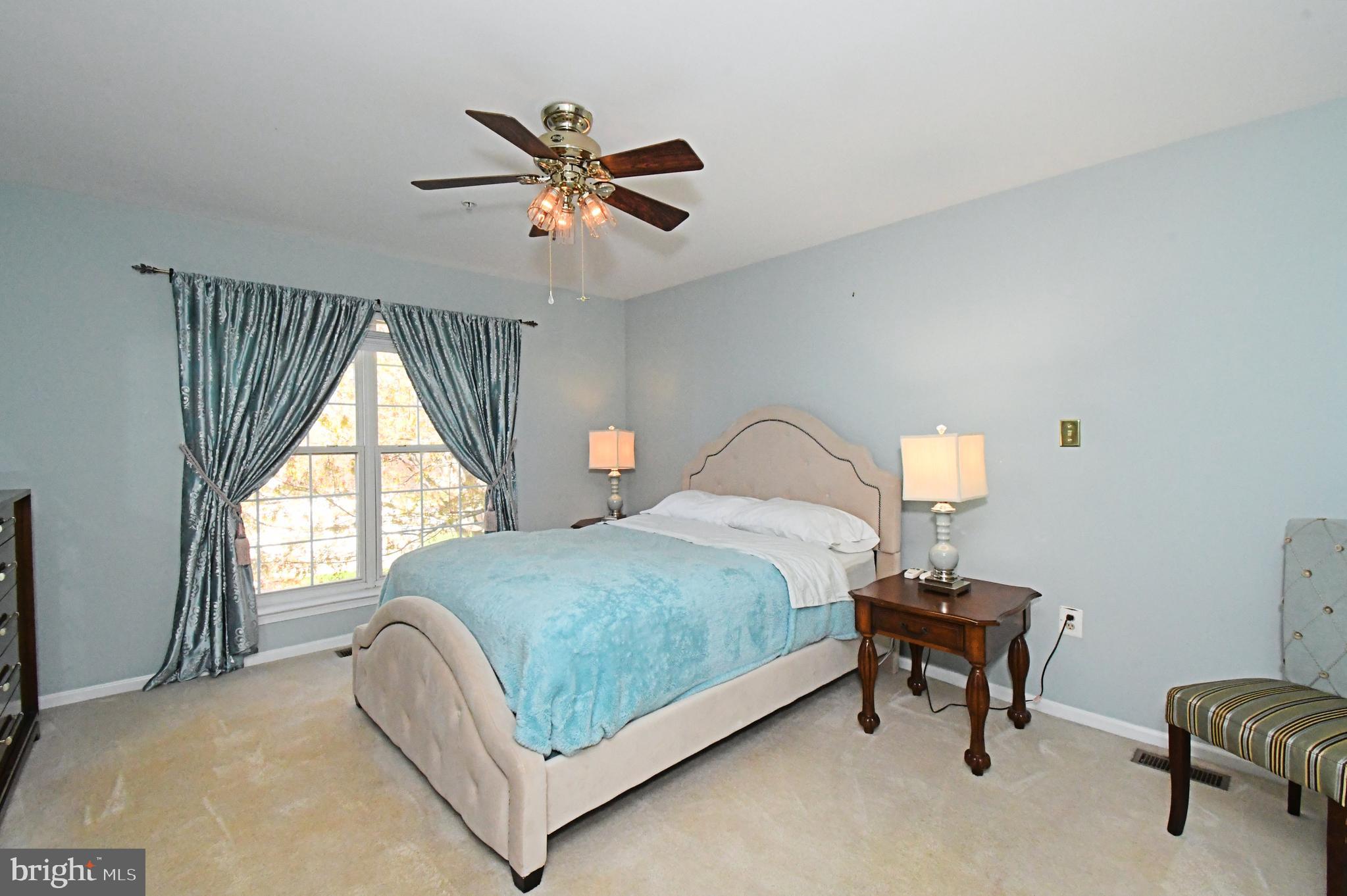 BELMONT TERR - Residential