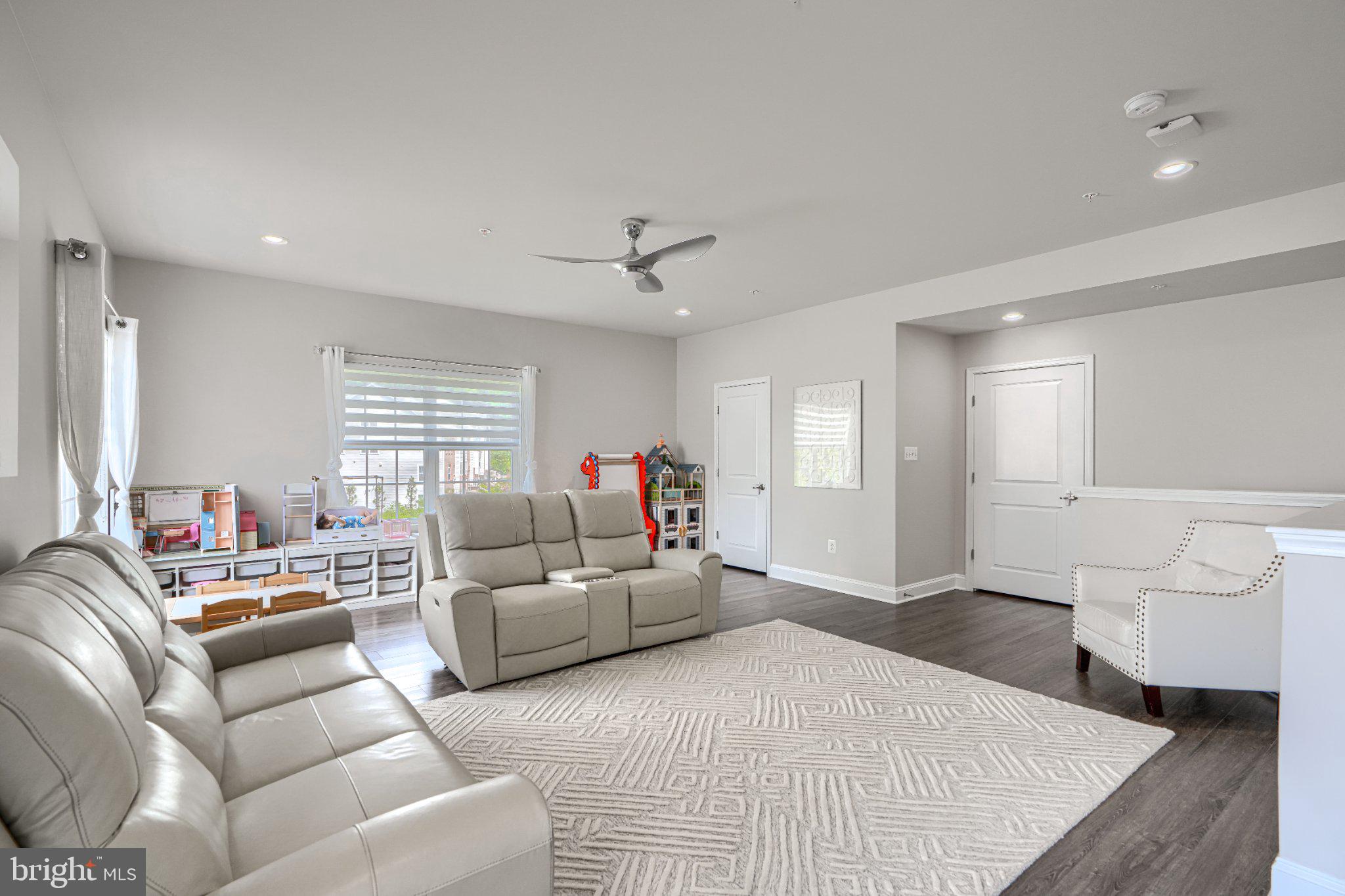SUMMERFIELD VILLAGE - Residential