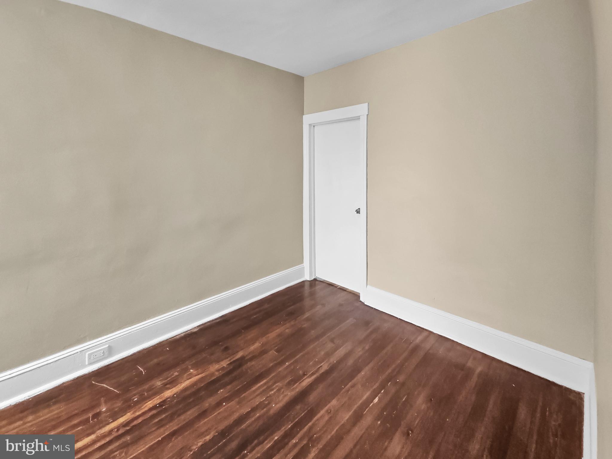 POINT BREEZE - Residential