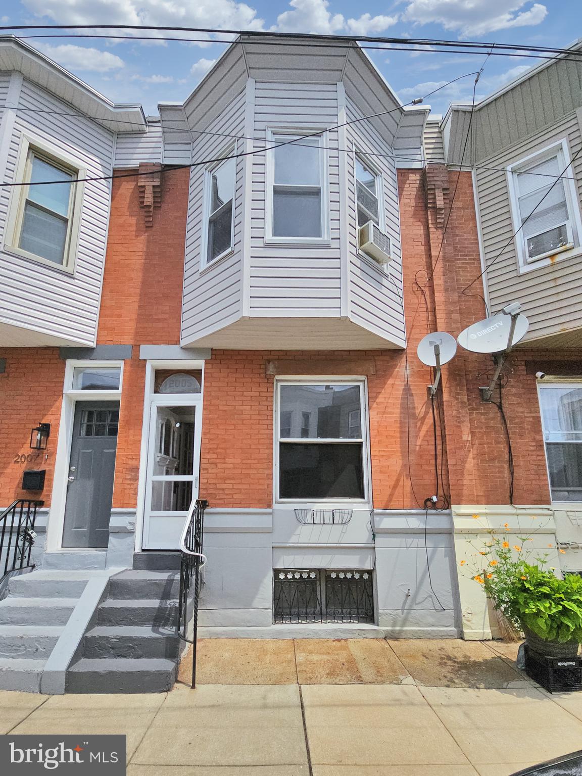 POINT BREEZE - Residential