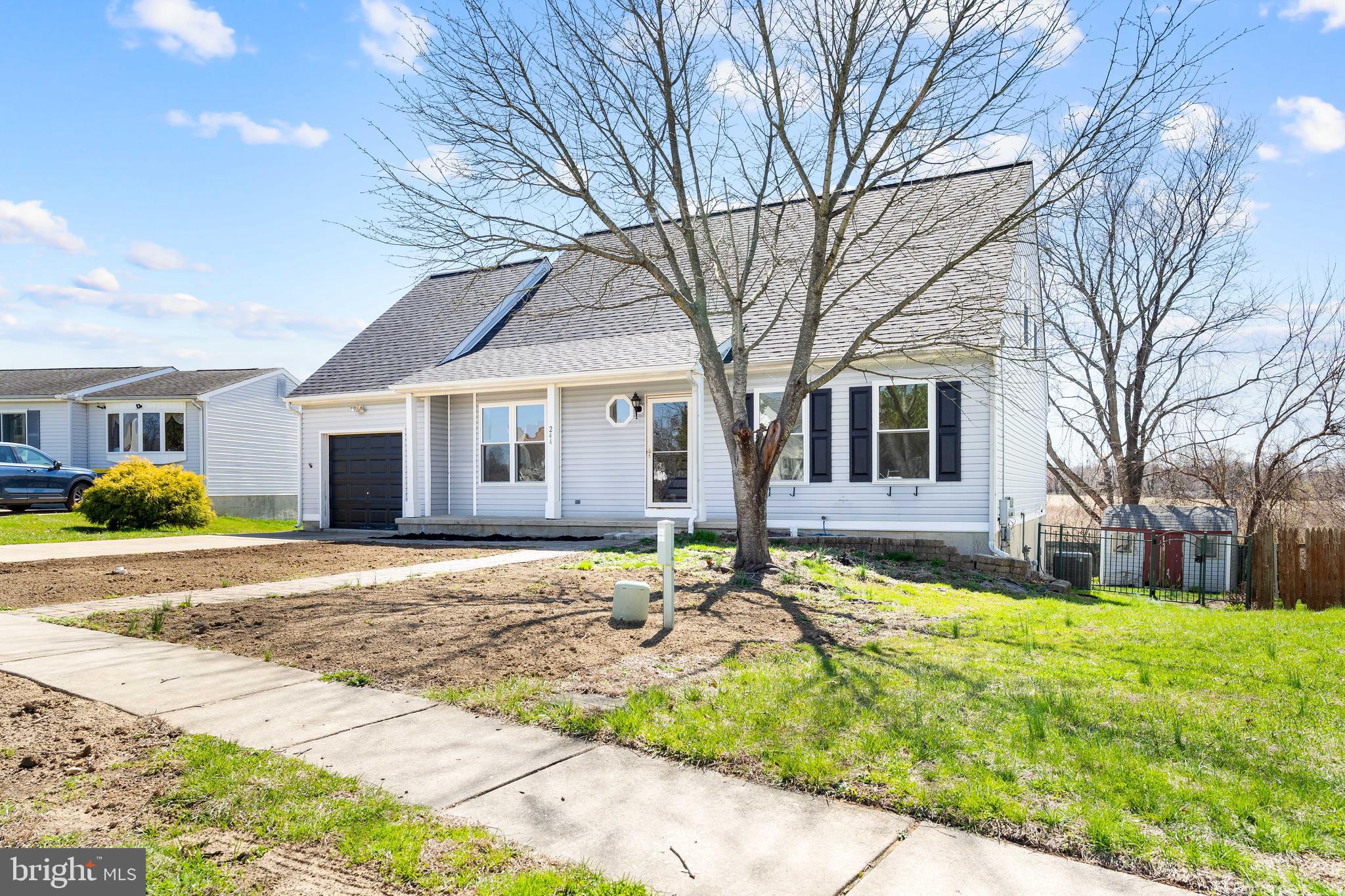 PRESTWICK - Residential