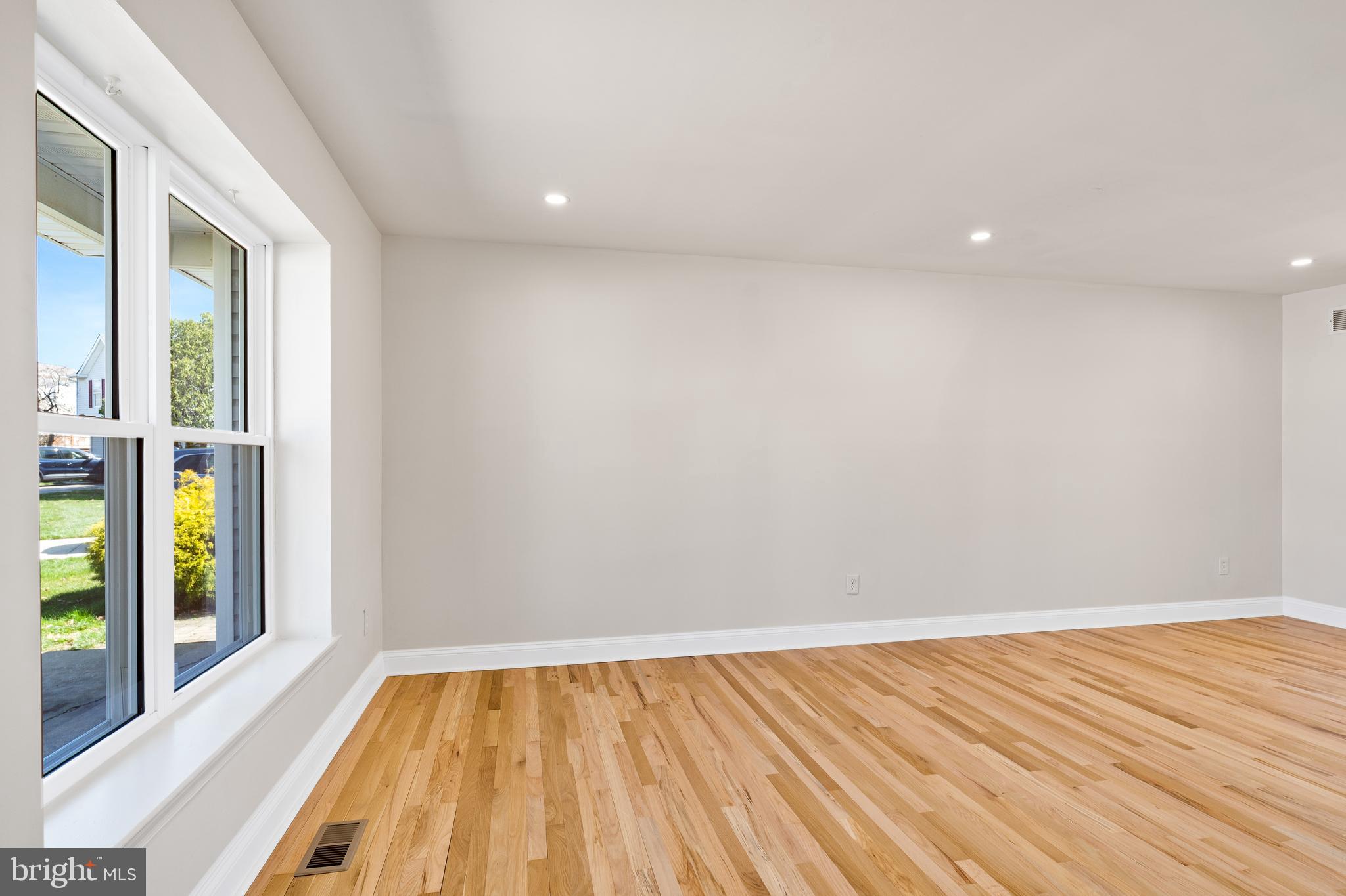 PRESTWICK - Residential