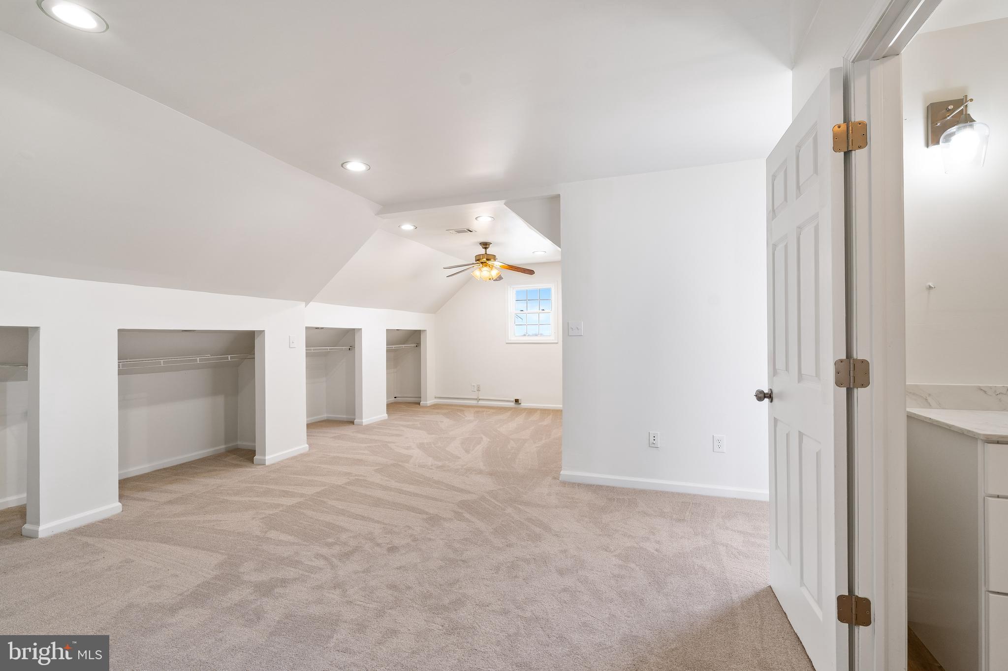 PRESTWICK - Residential