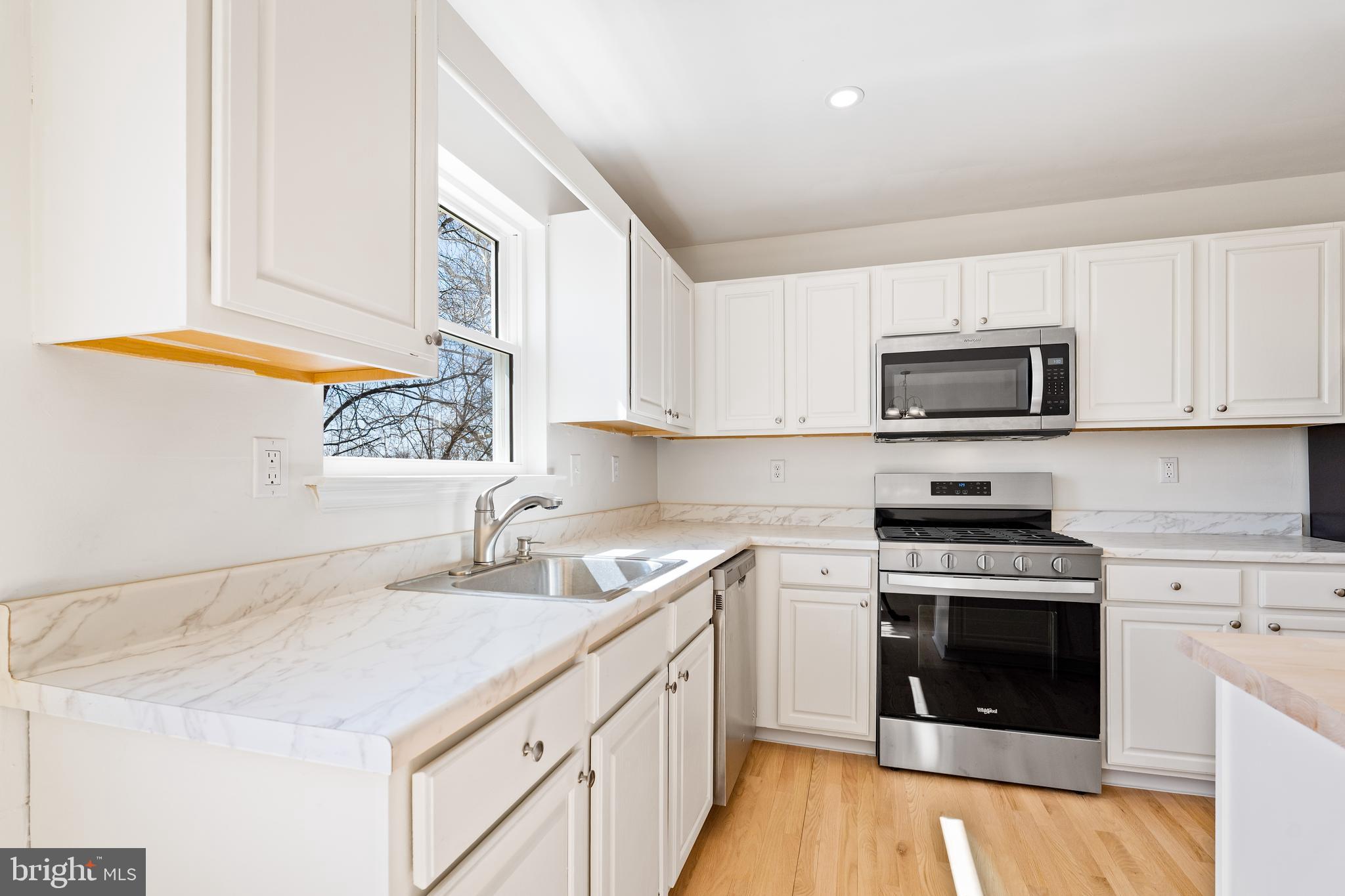 PRESTWICK - Residential