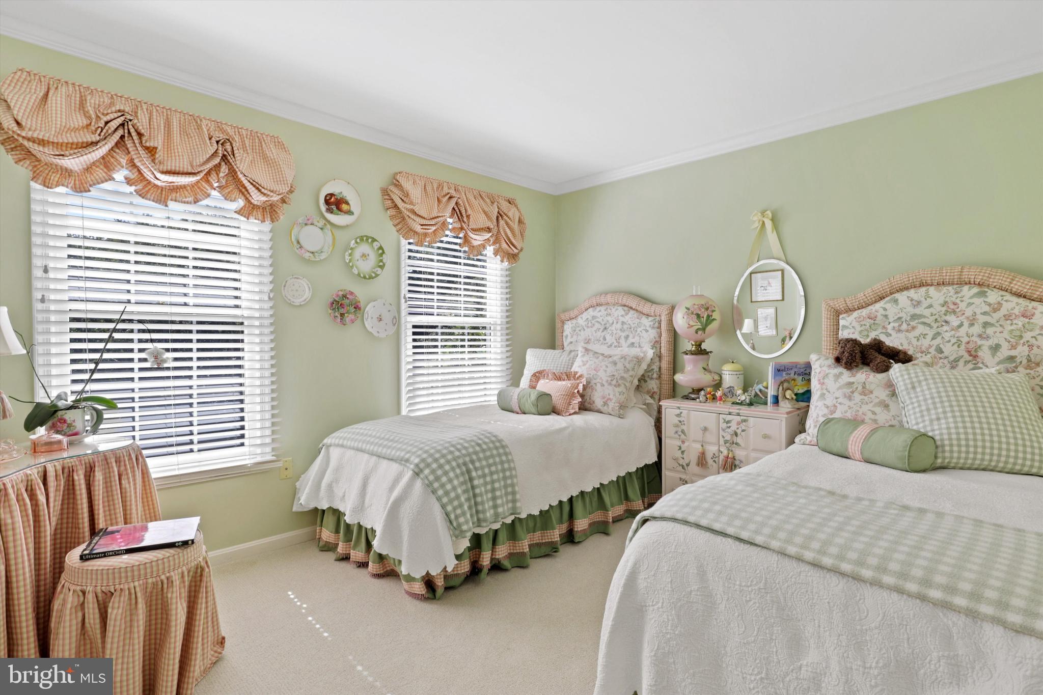 OVERLOOK HILLS - Residential