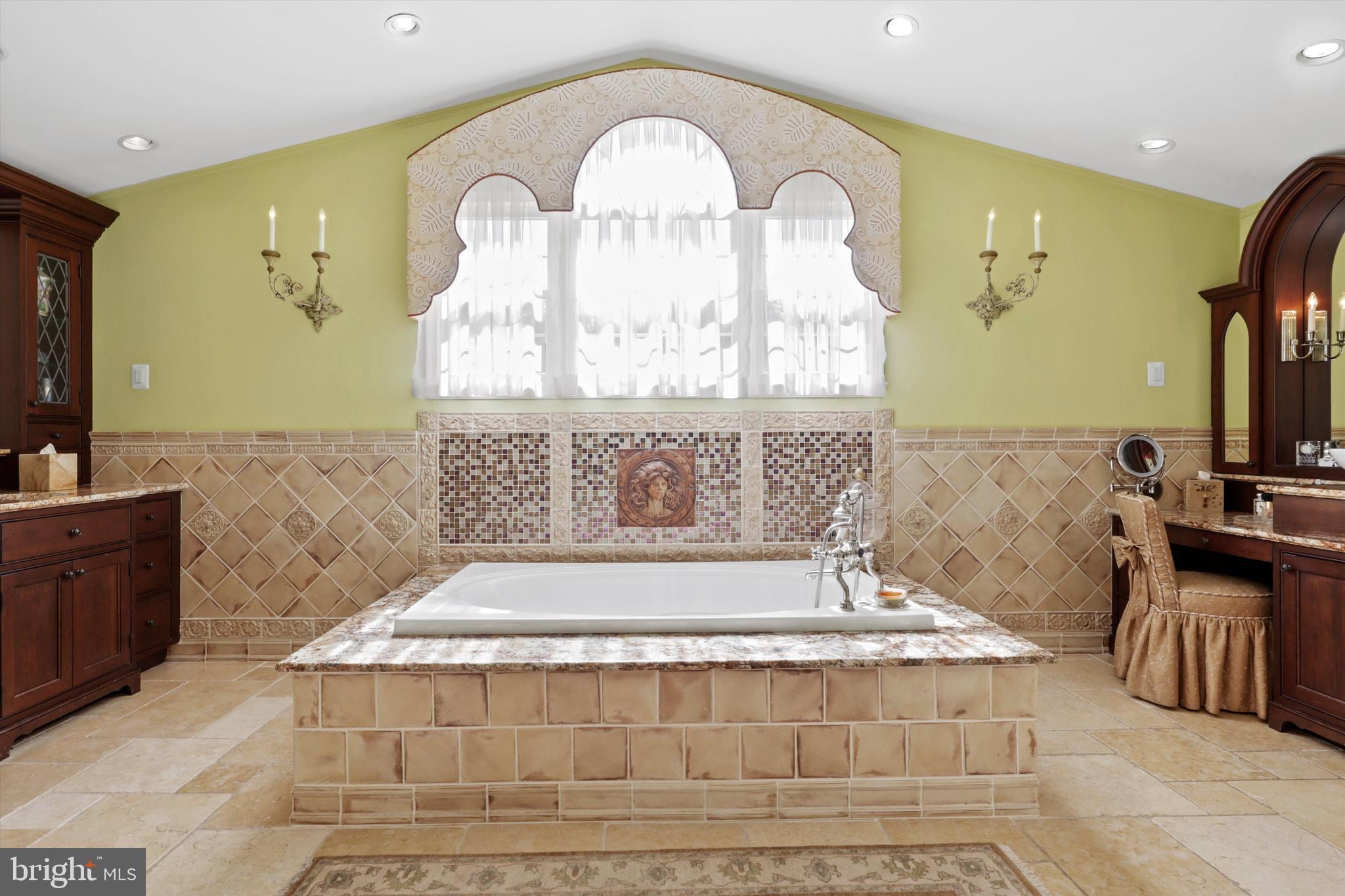 OVERLOOK HILLS - Residential