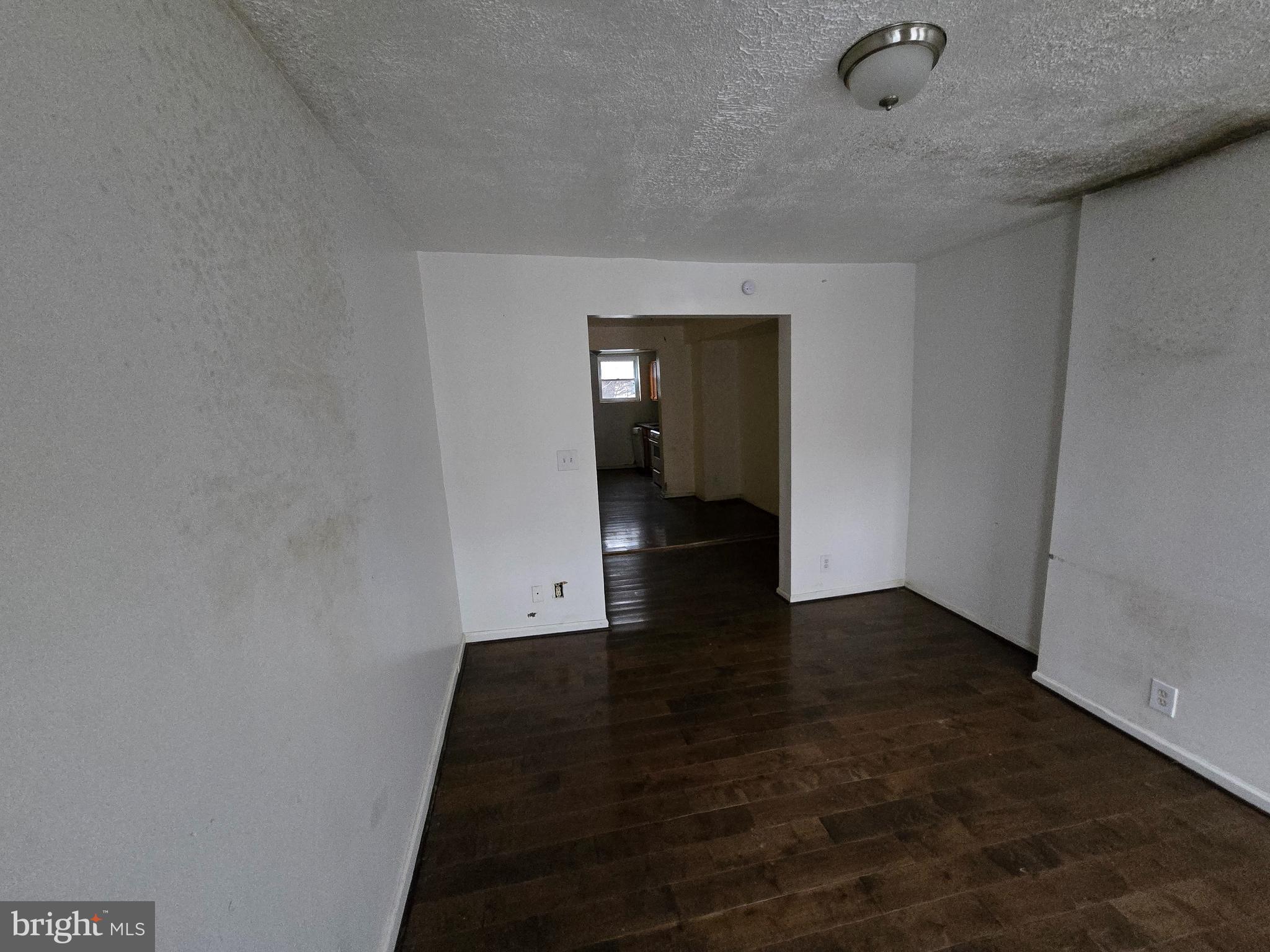 WASHINGTON VILLAGE - Residential