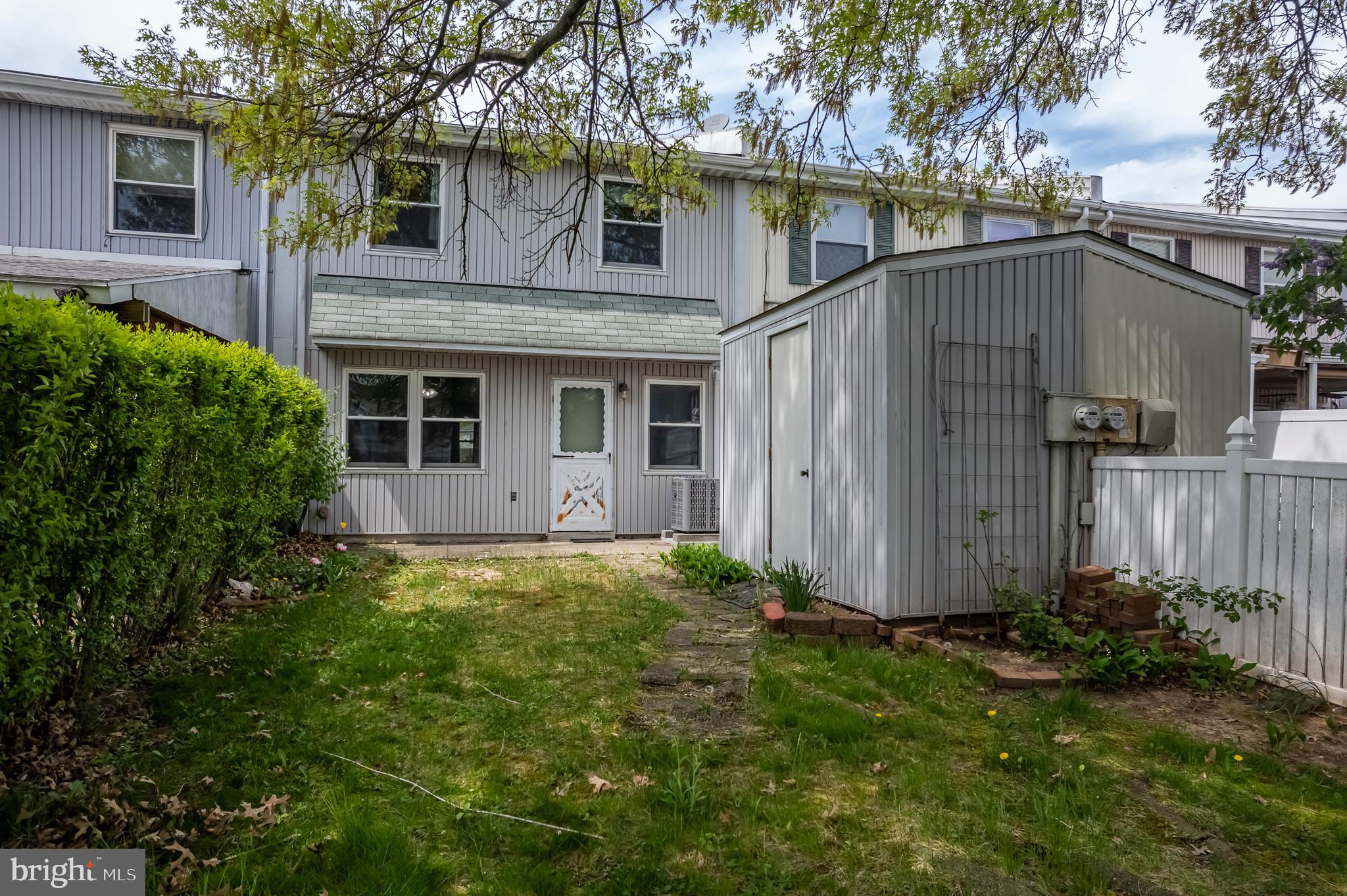 QUAKERS GREENE - Residential