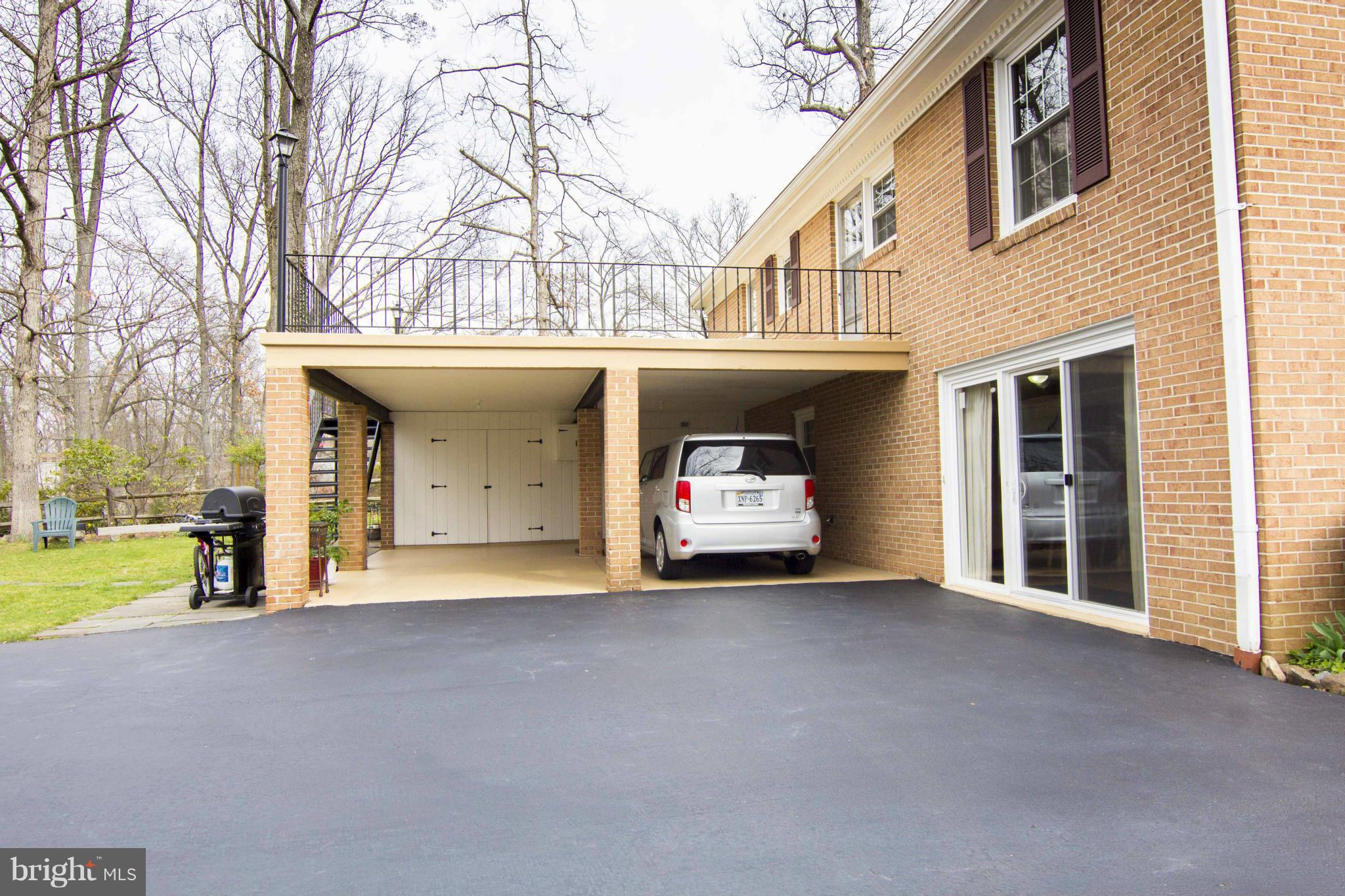 VAN VLECKS - Residential