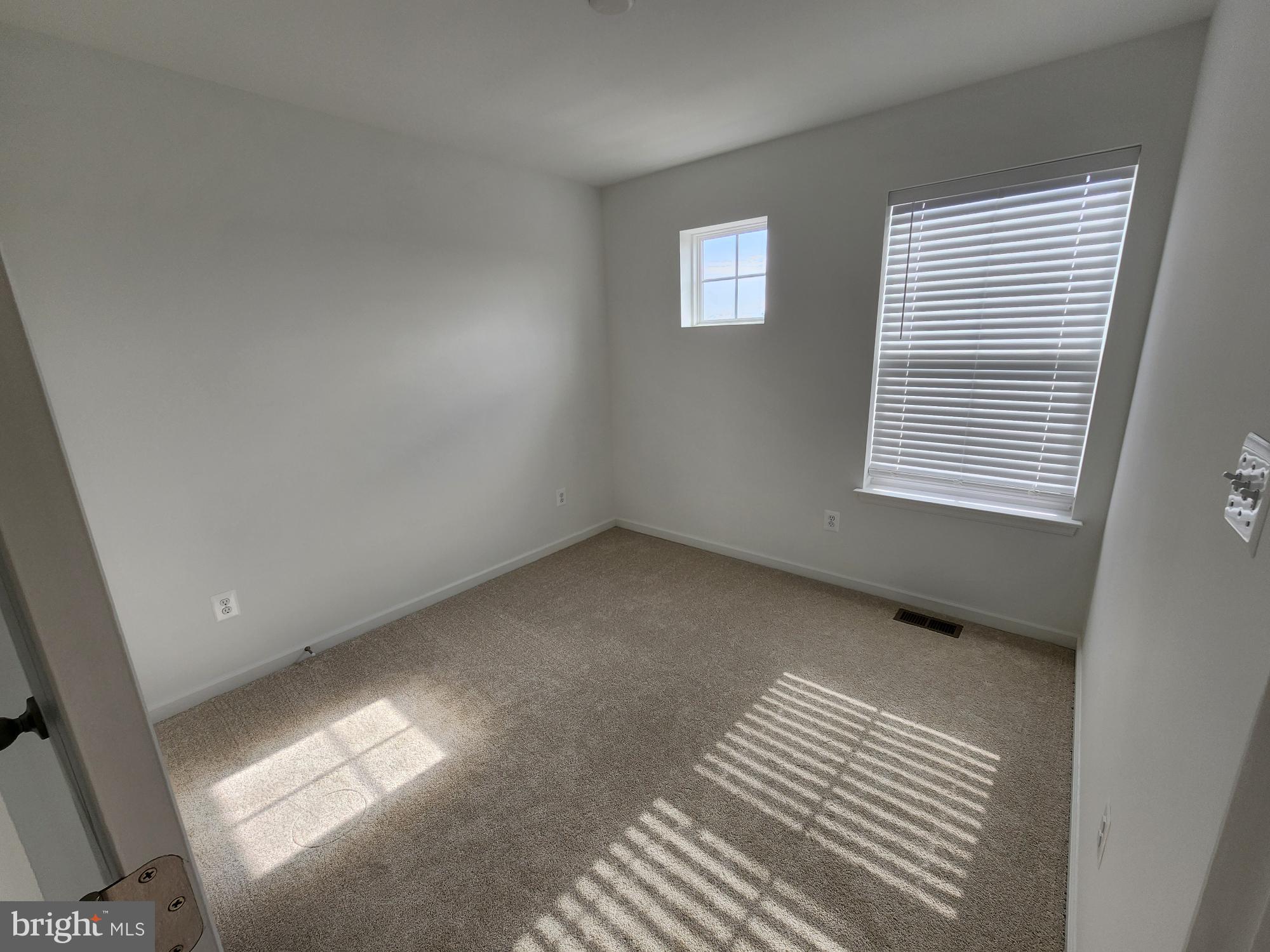 MARTINSBURG STATION - Residential Lease