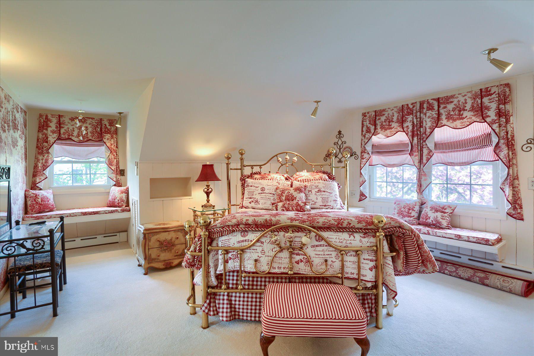 GRANDVIEW ESTATES - Residential