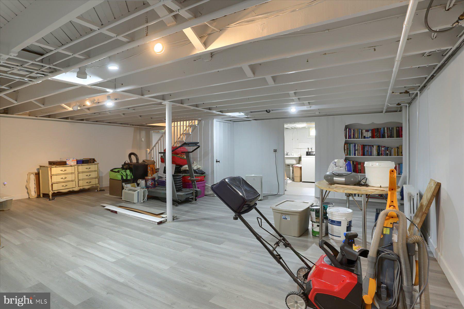 GRANDVIEW ESTATES - Residential