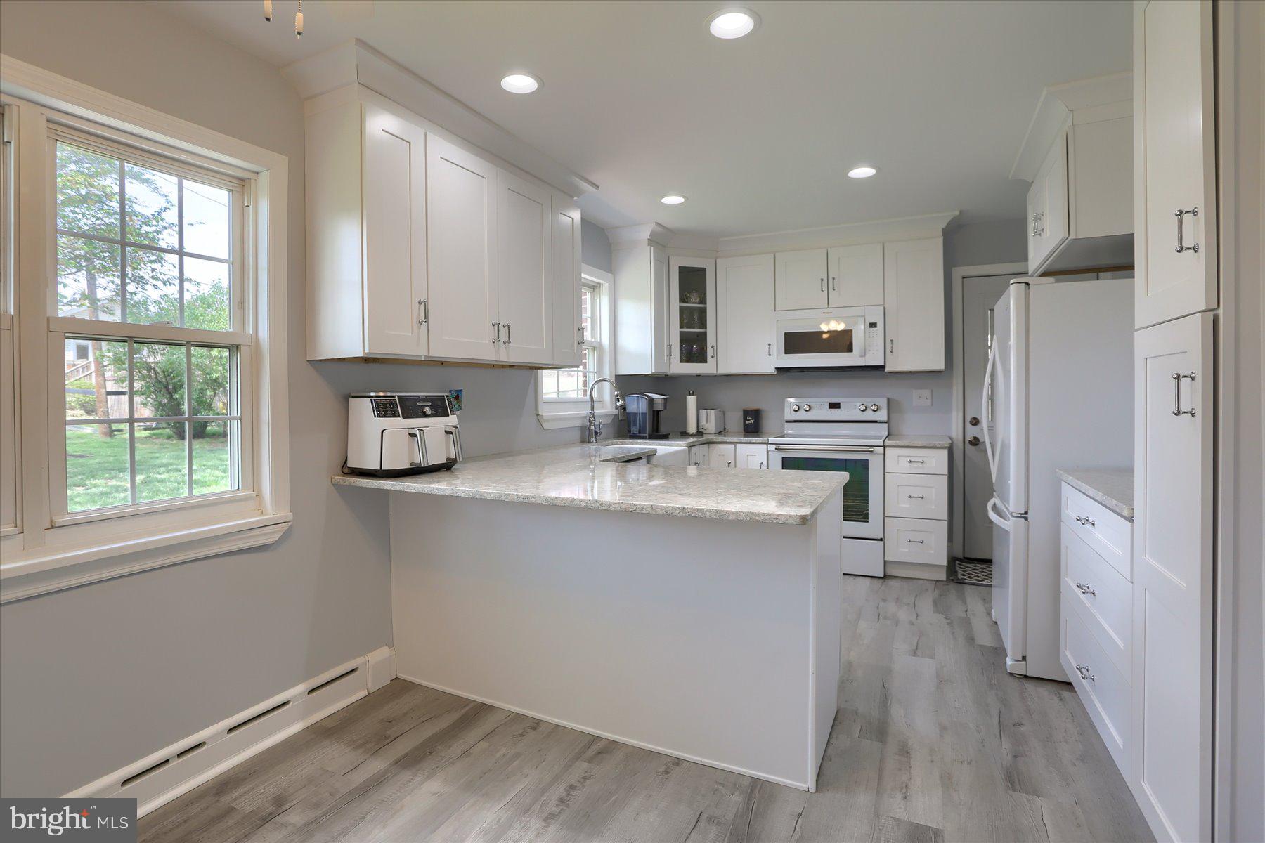 GRANDVIEW ESTATES - Residential