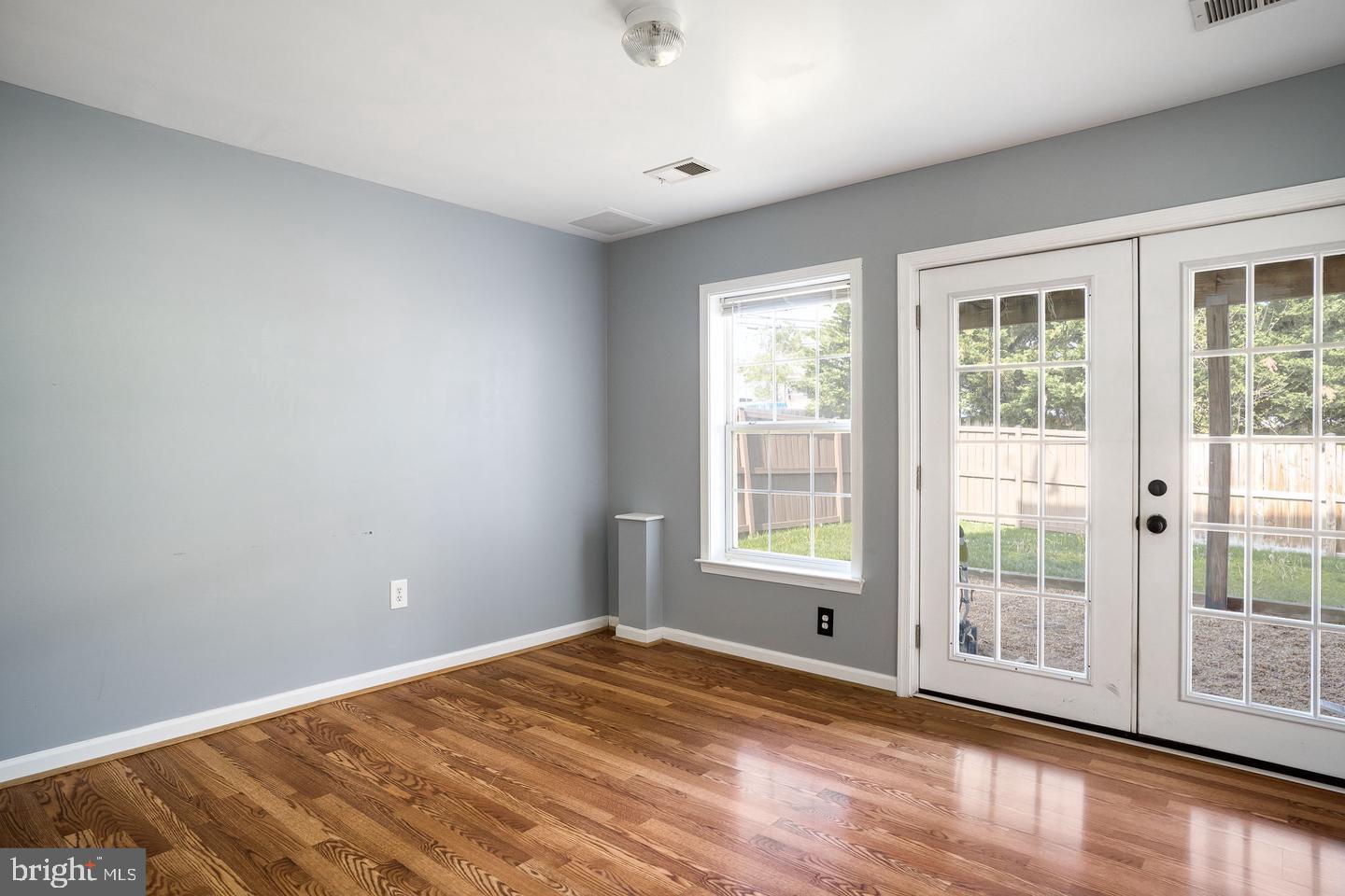 TROUT RUN - Residential Lease