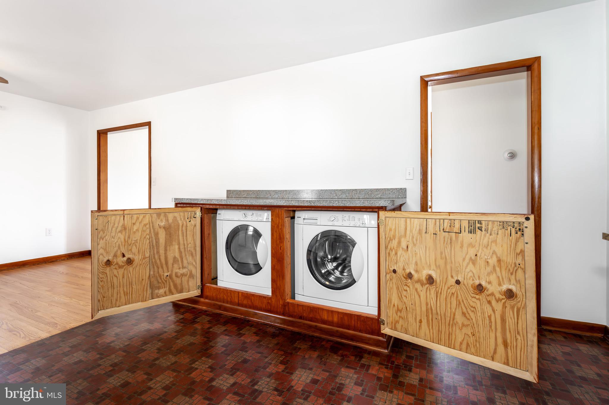 WORTON - Residential