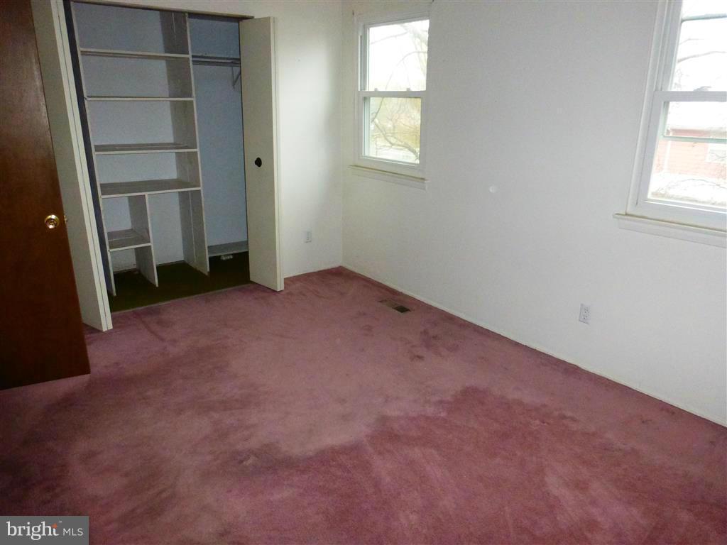 HARFORD SQUARE - Residential