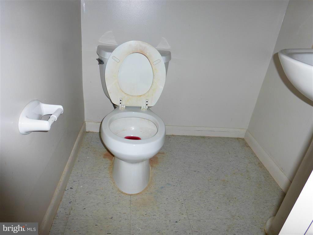 HARFORD SQUARE - Residential