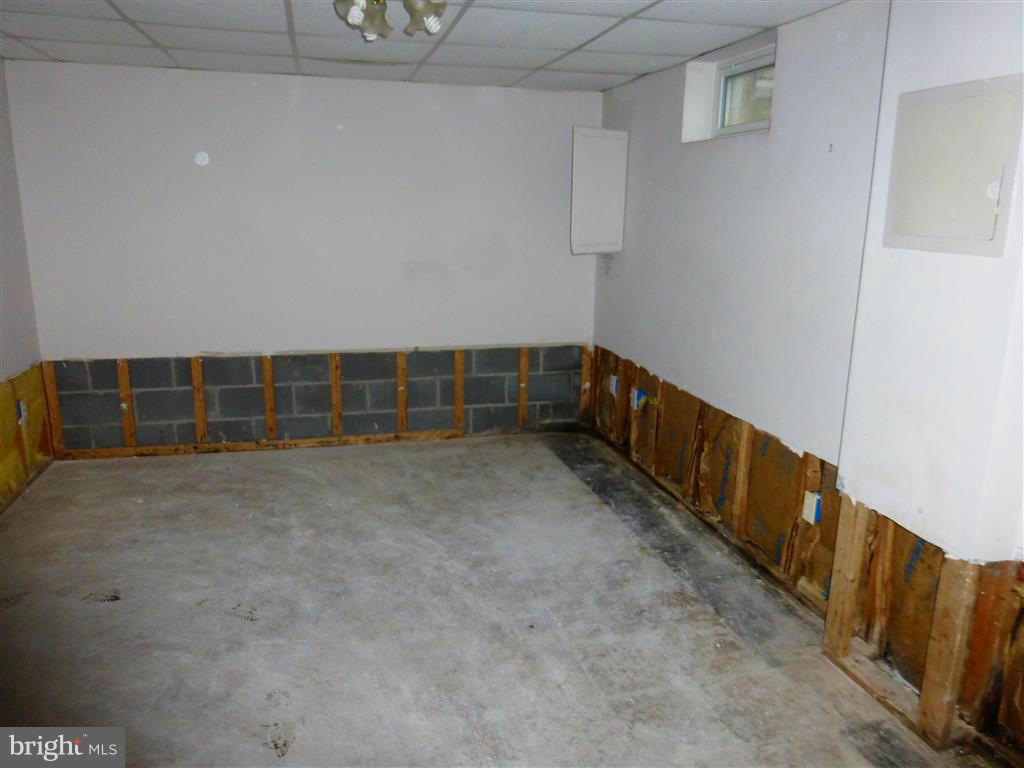 HARFORD SQUARE - Residential