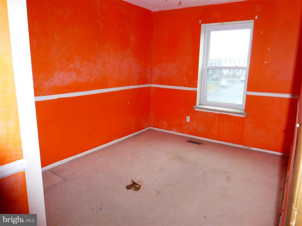 HARFORD SQUARE - Residential