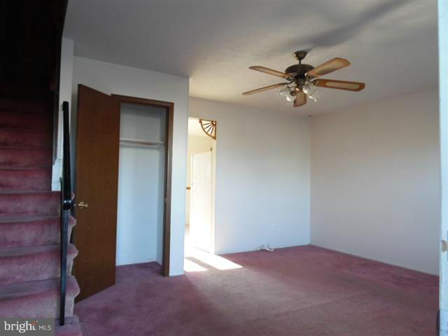 HARFORD SQUARE - Residential