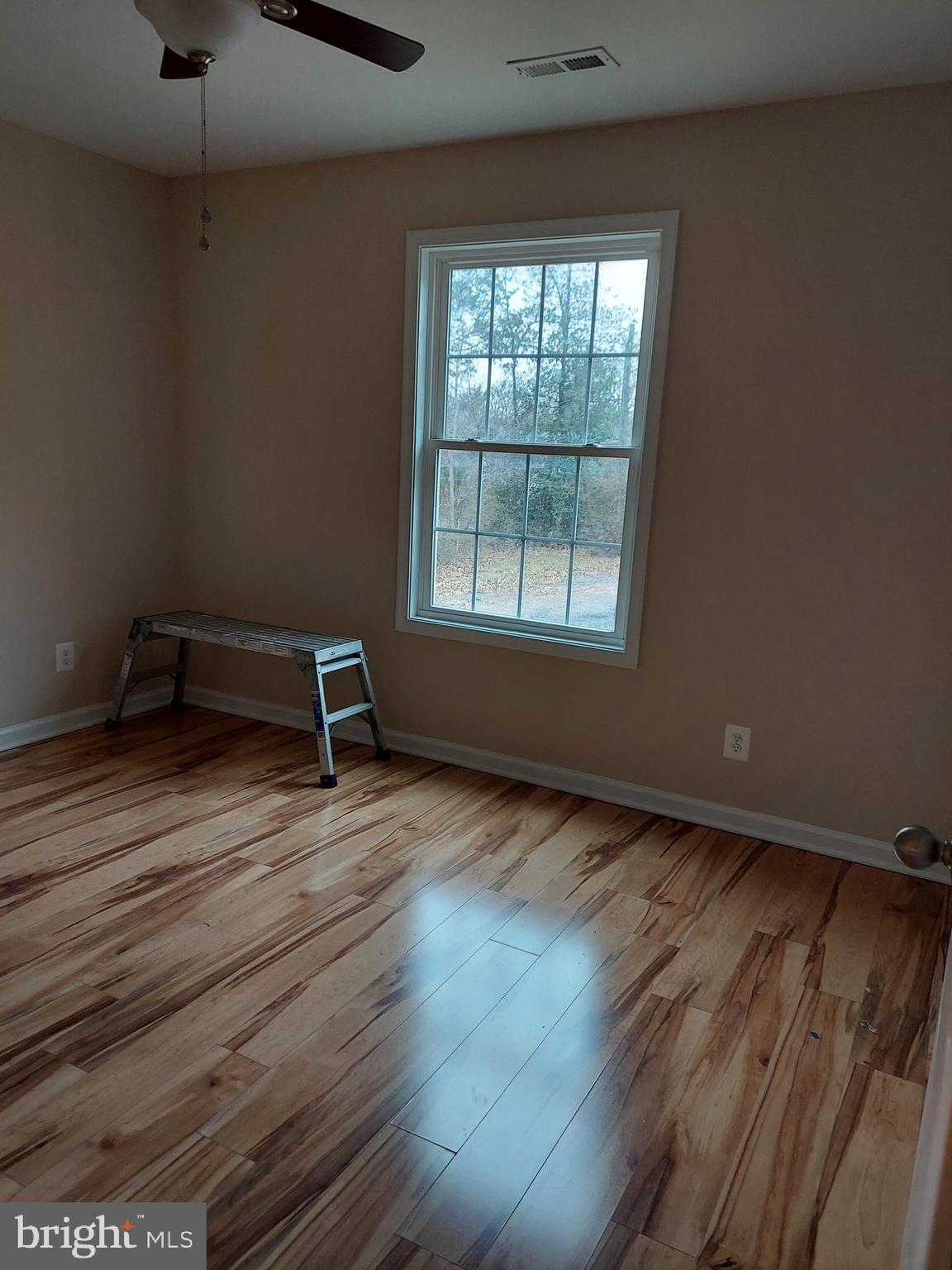 SHEN FARMS - Residential Lease