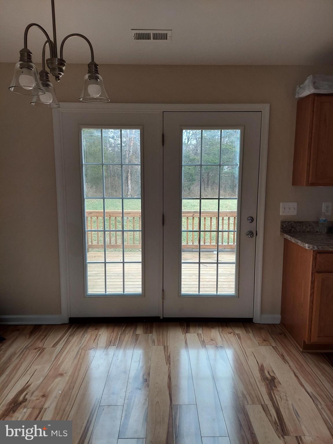 SHEN FARMS - Residential Lease