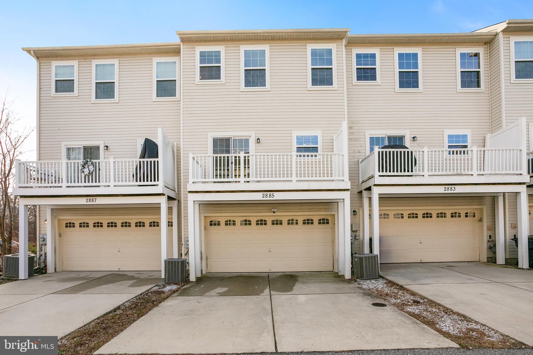 CHELSEA MANOR - Residential Lease