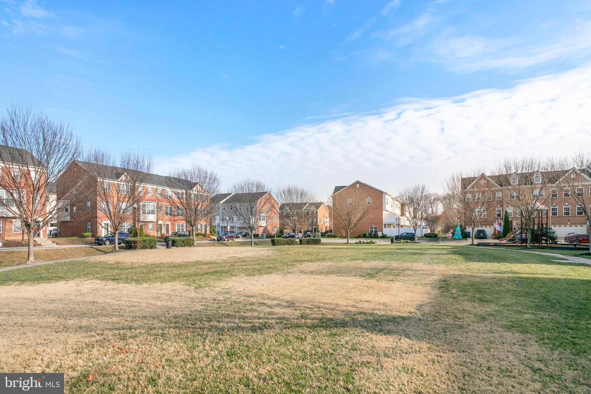 CHELSEA MANOR - Residential Lease