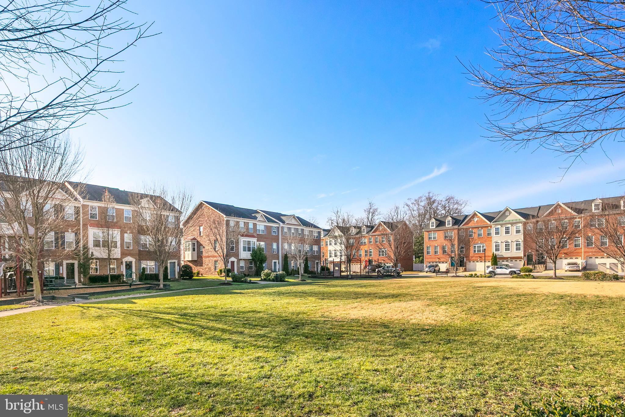 CHELSEA MANOR - Residential Lease