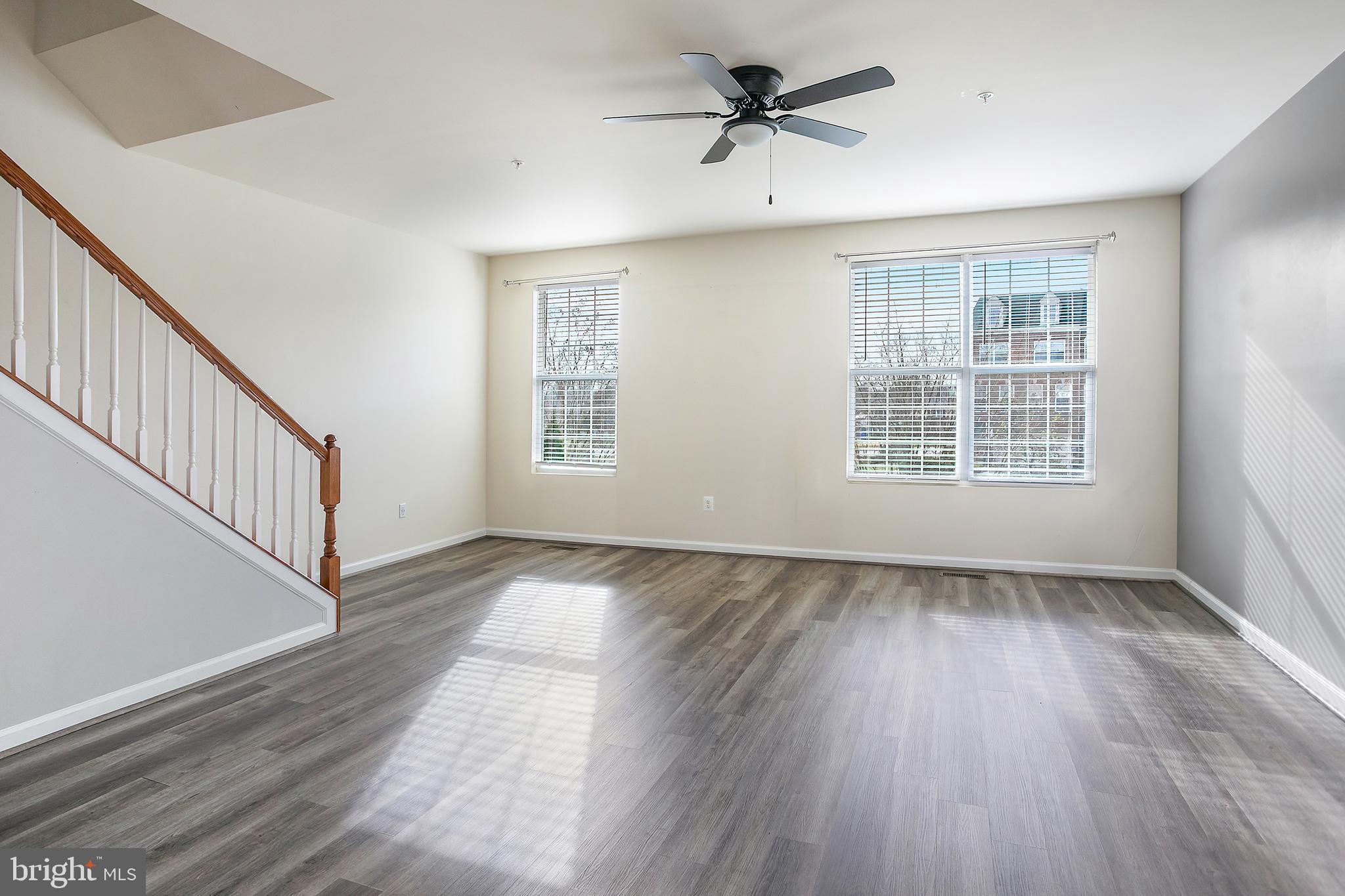 CHELSEA MANOR - Residential Lease