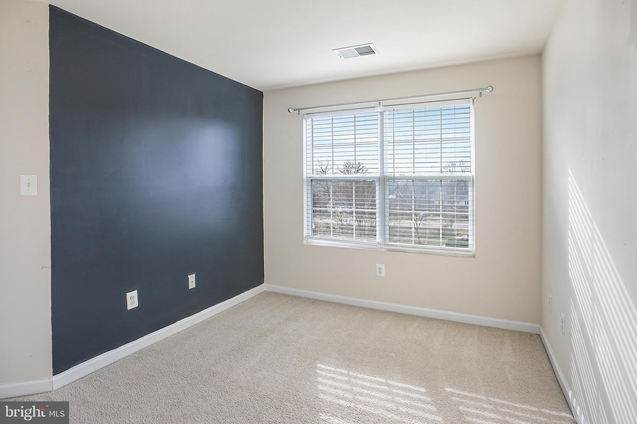 CHELSEA MANOR - Residential Lease