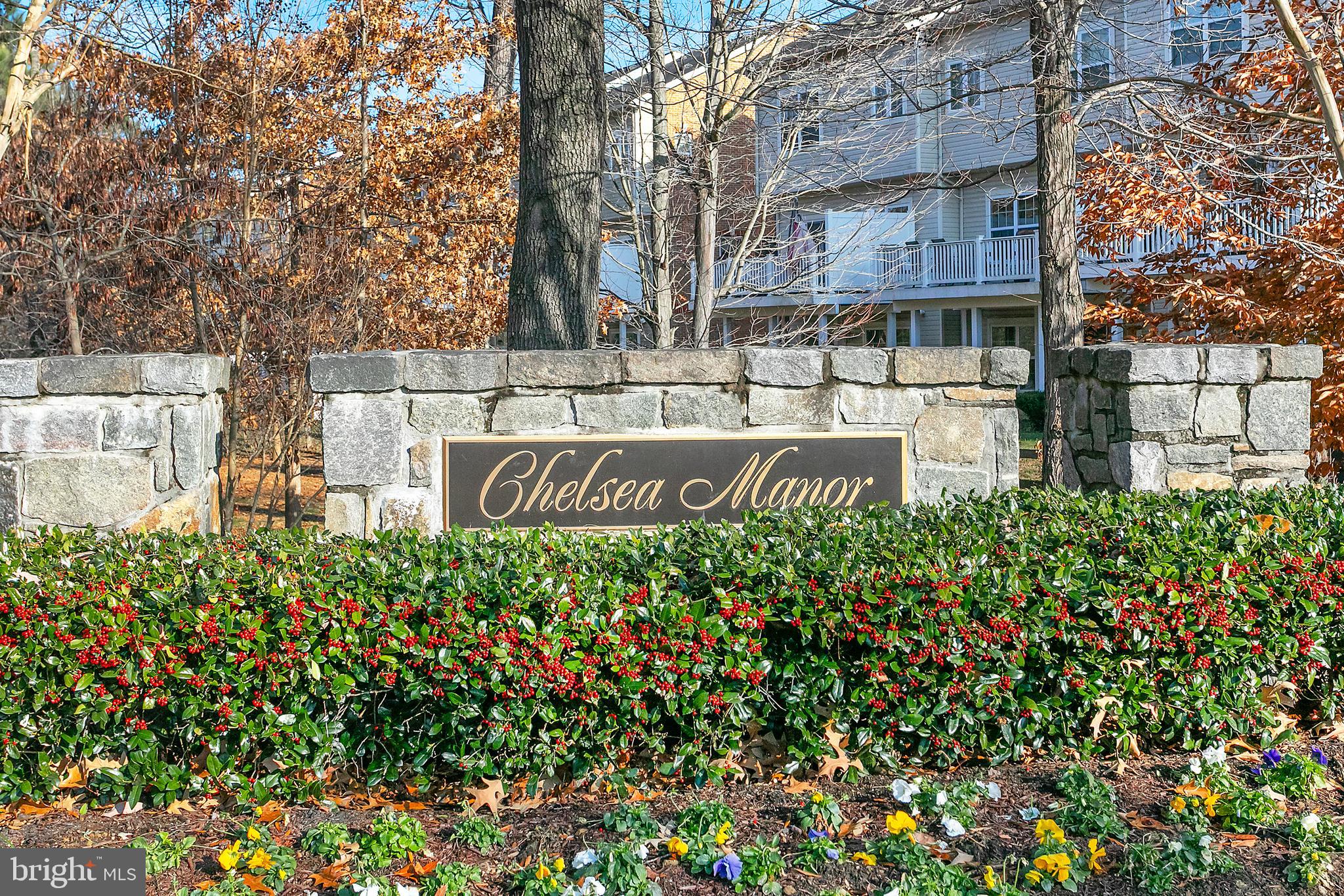 CHELSEA MANOR - Residential Lease