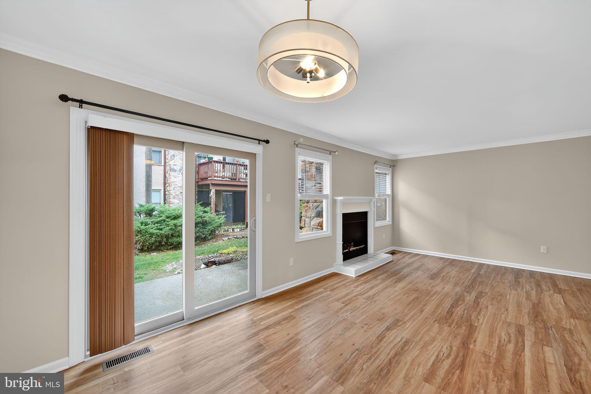 CHESTERBROOK - Residential Lease