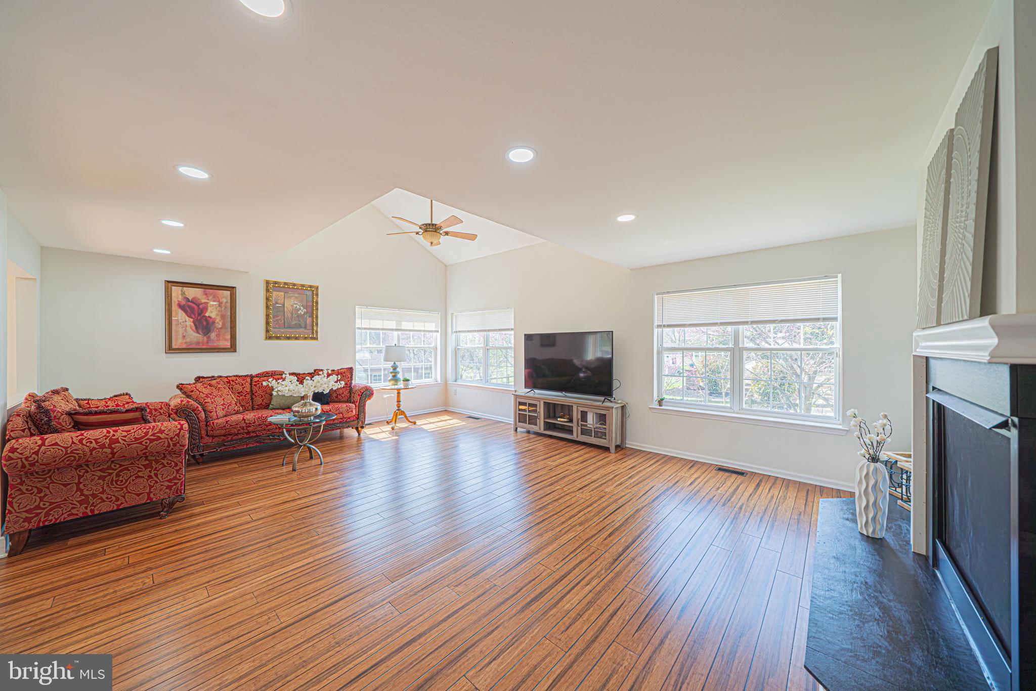 THE ESTS OF SWEETB - Residential