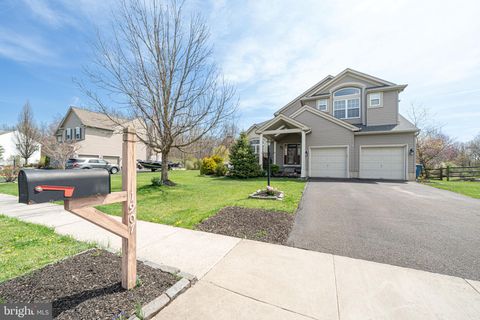 Photo of 1907 Mayflower Drive, QUAKERTOWN, PA 18951 (MLS # PABU2118612)