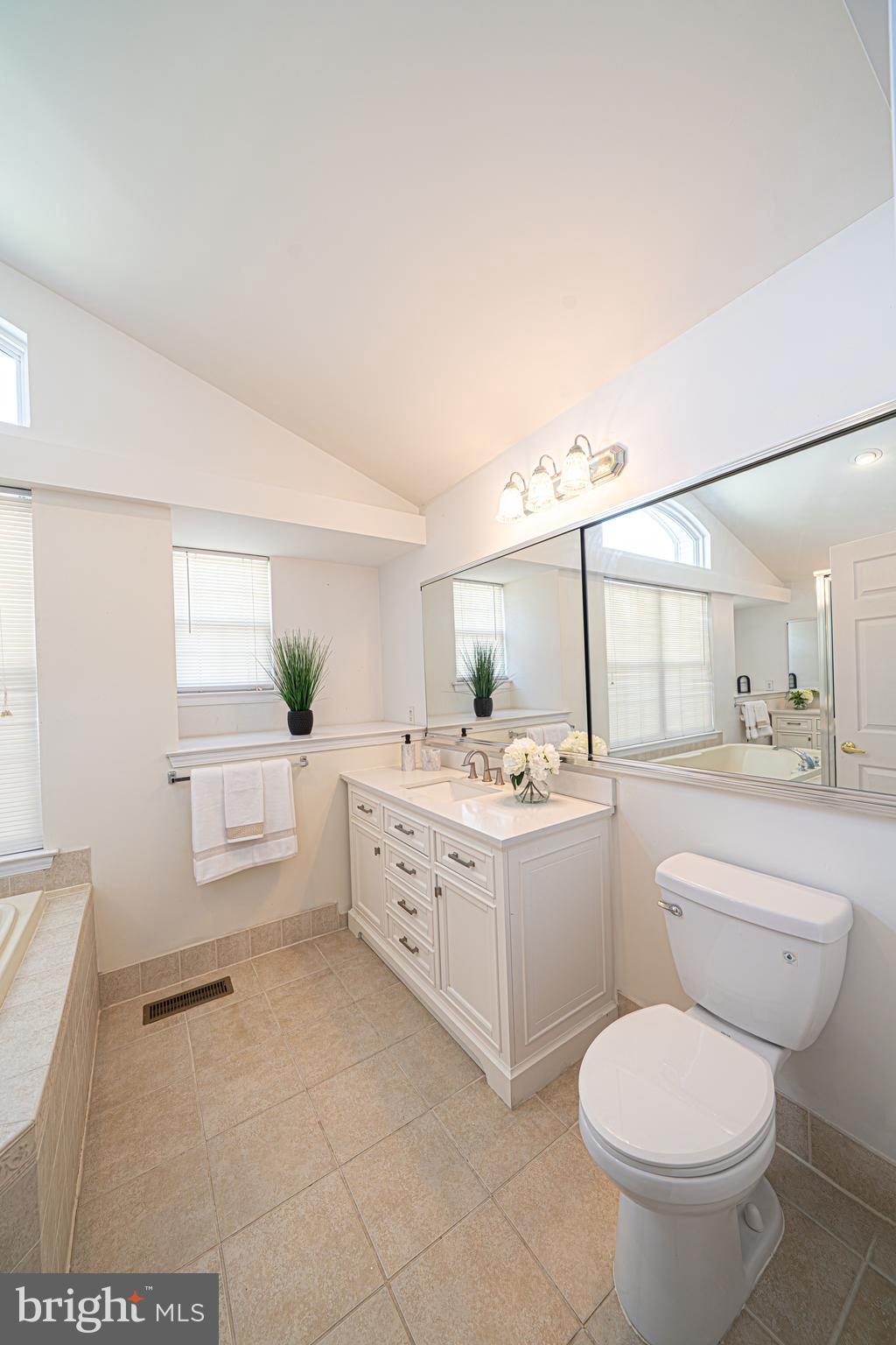 THE ESTS OF SWEETB - Residential