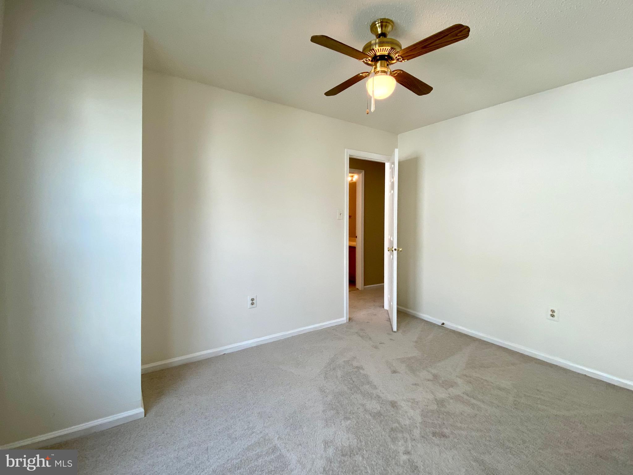 LONGMEAD - Residential