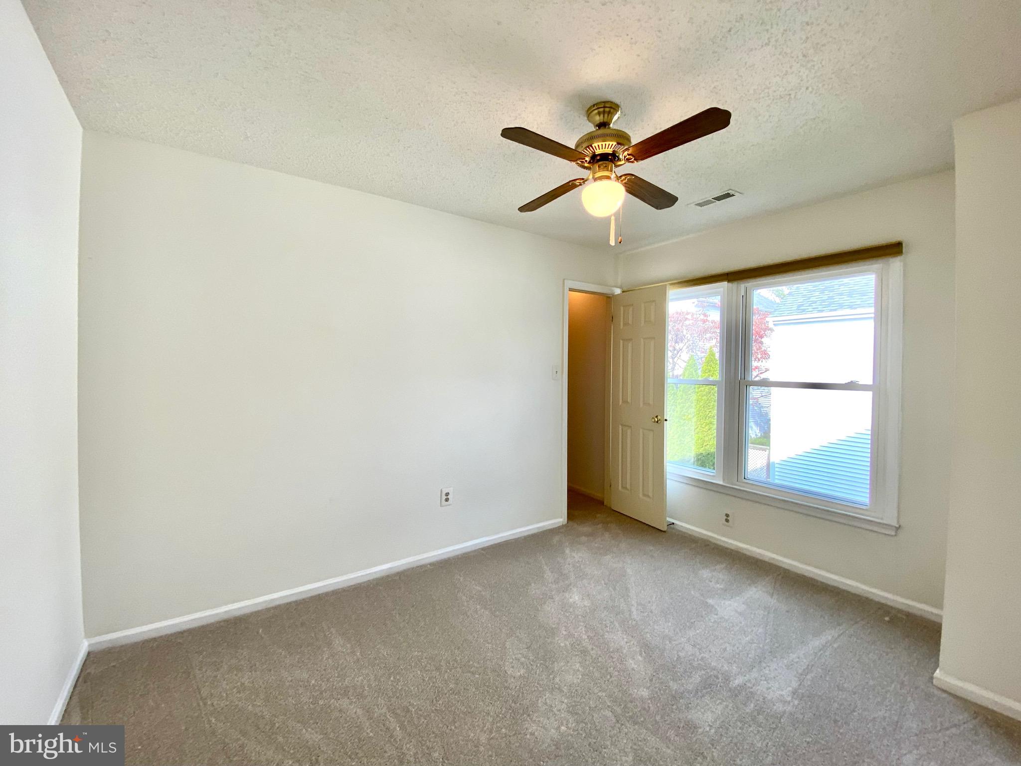 LONGMEAD - Residential