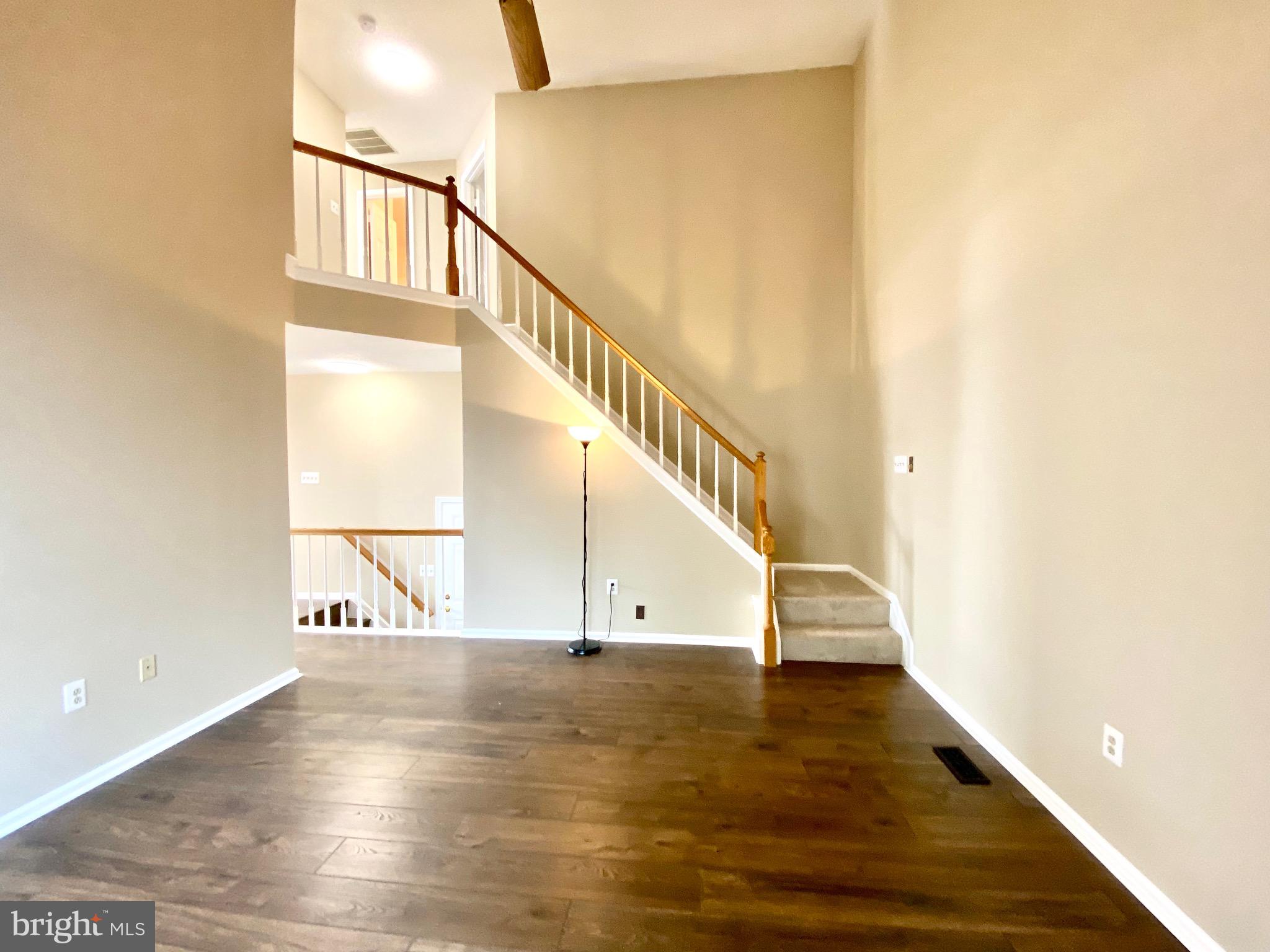 LONGMEAD - Residential