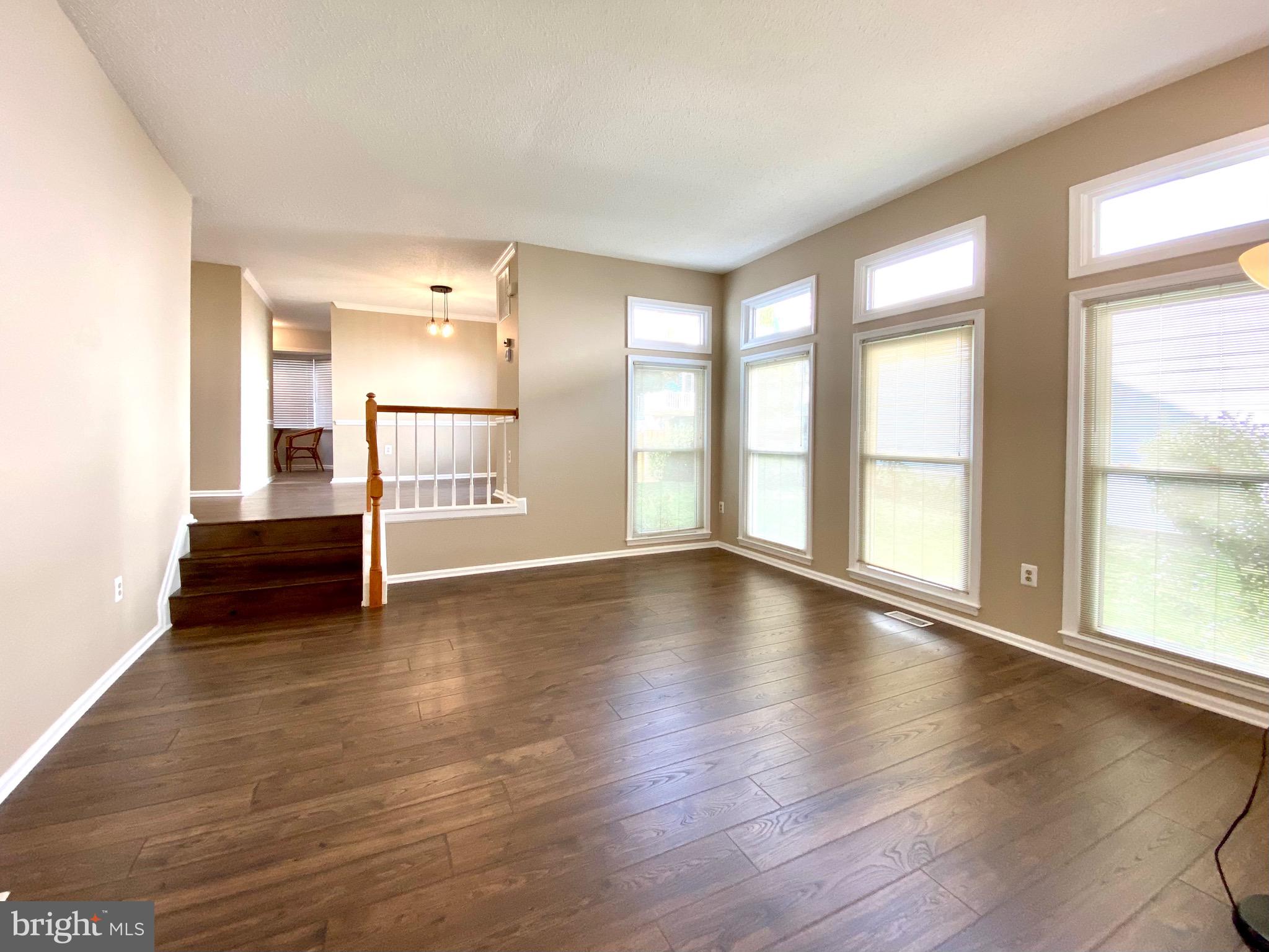 LONGMEAD - Residential